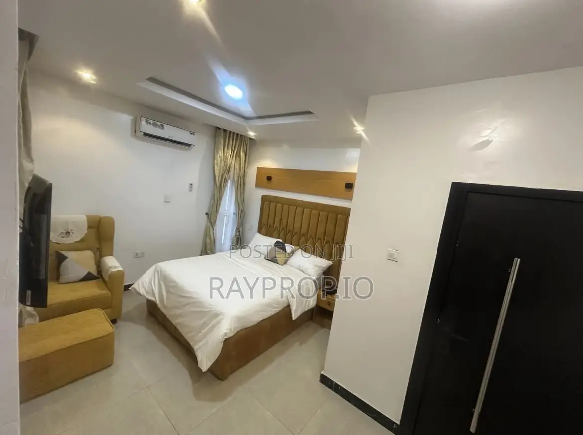 382989kd - 2 Bedroom Shortlet in Ajao Estate in Airport Road / Ikeja