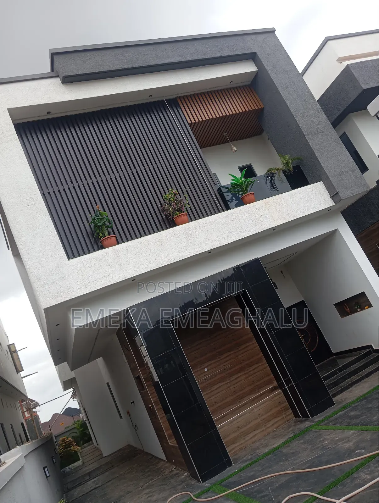 4bdrm Duplex in Wtc Estate, Enugu for sale in Enugu