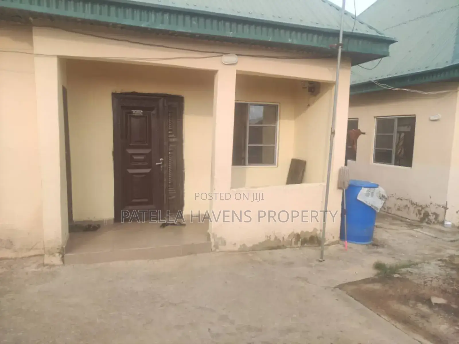 5bdrm Block of Flats in Kuje for sale in Kuje