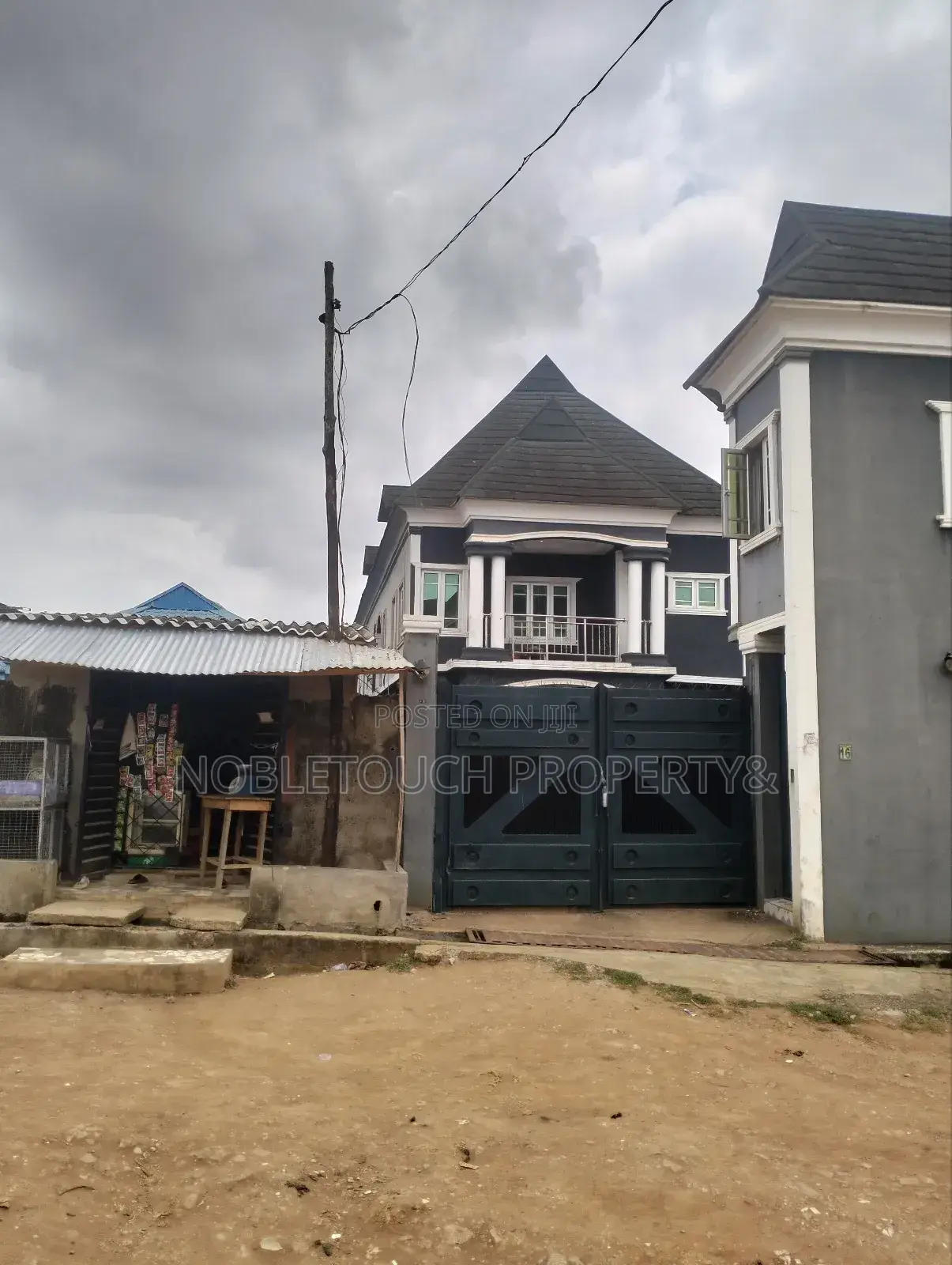 4bdrm Duplex in Baruwa Estate, Iseri Olofin for sale in Iseri Olofin