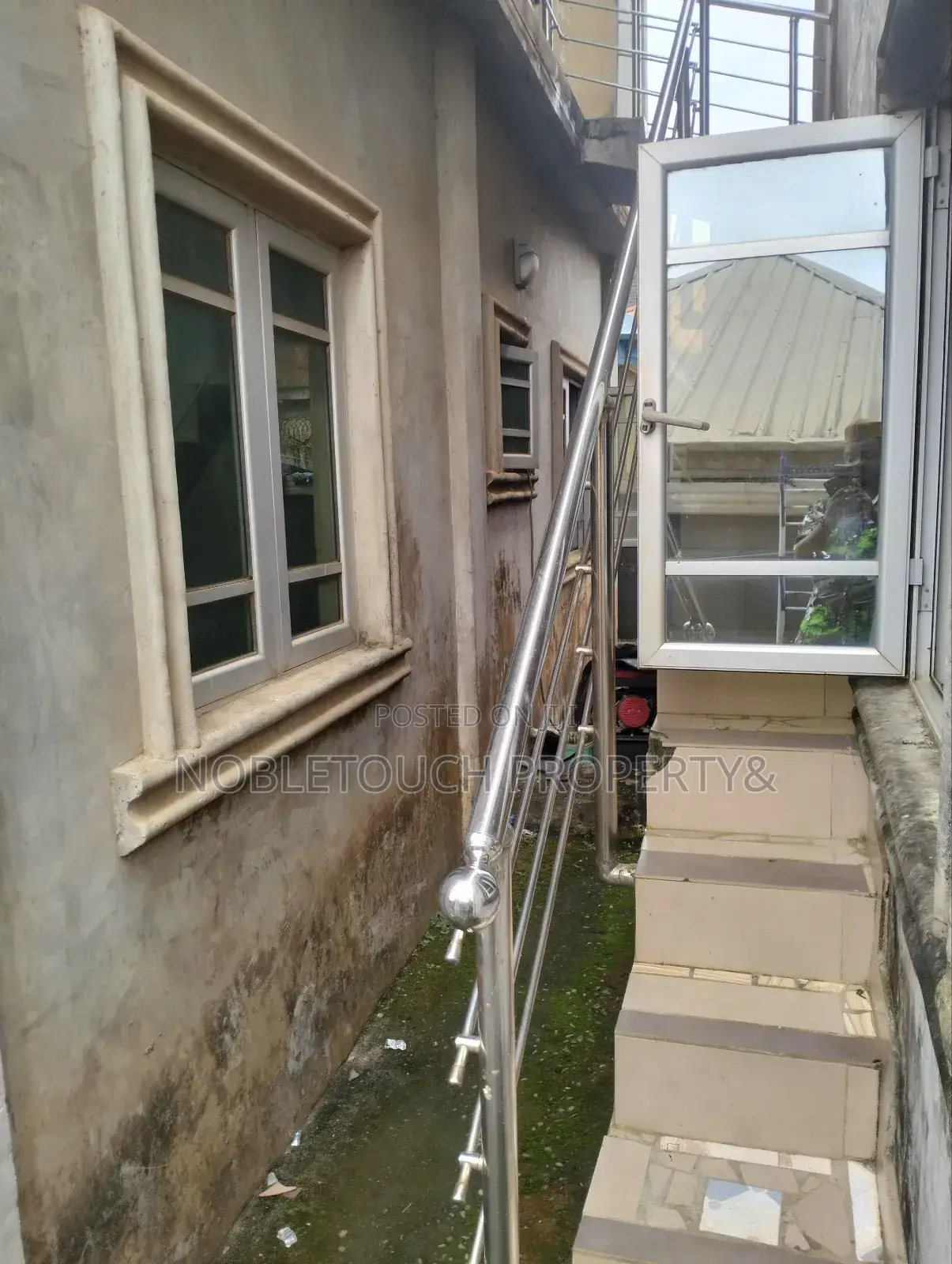 4bdrm Duplex in Baruwa Estate, Iseri Olofin for sale in Iseri Olofin