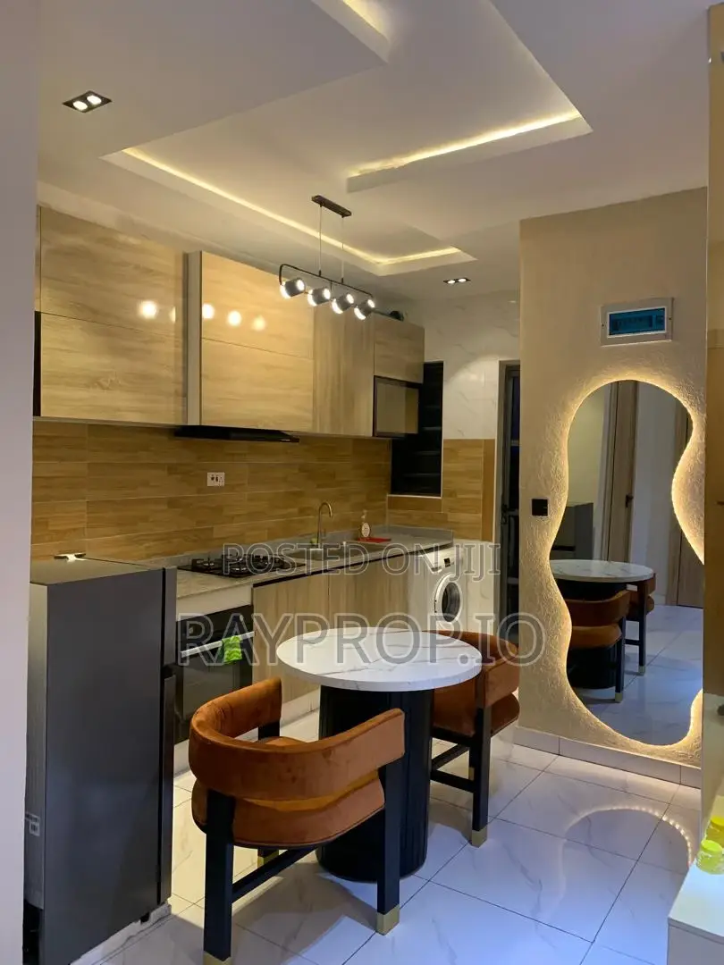 758770yl - 1 Bedroom Shortlet in Ologolo Lekki in Ologolo