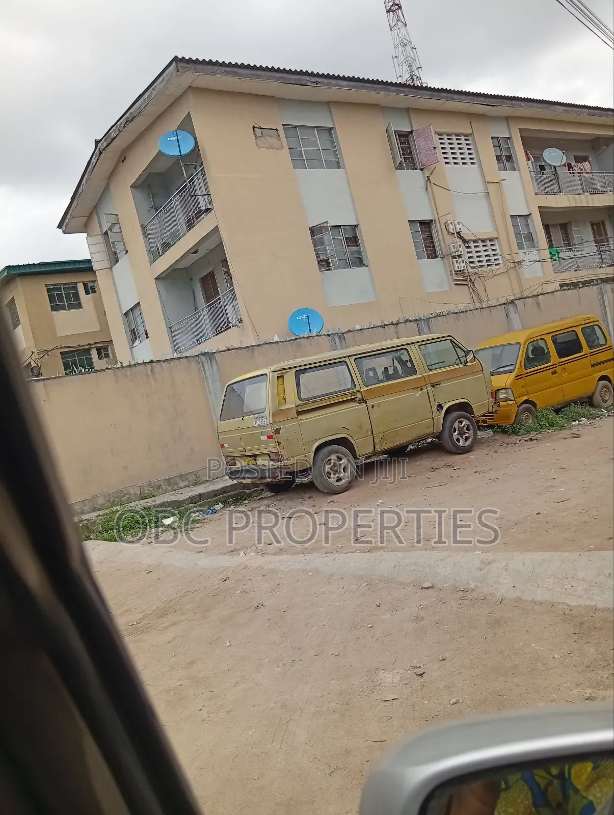 2bdrm Block of Flats in Soluyi for sale in Soluyi