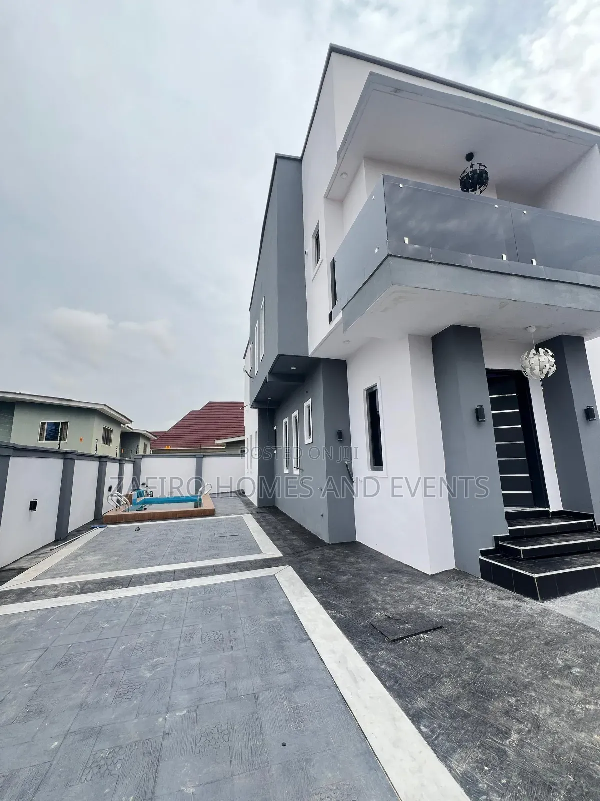 4bdrm Duplex in Purple Gate Estate, for sale in Ibadan