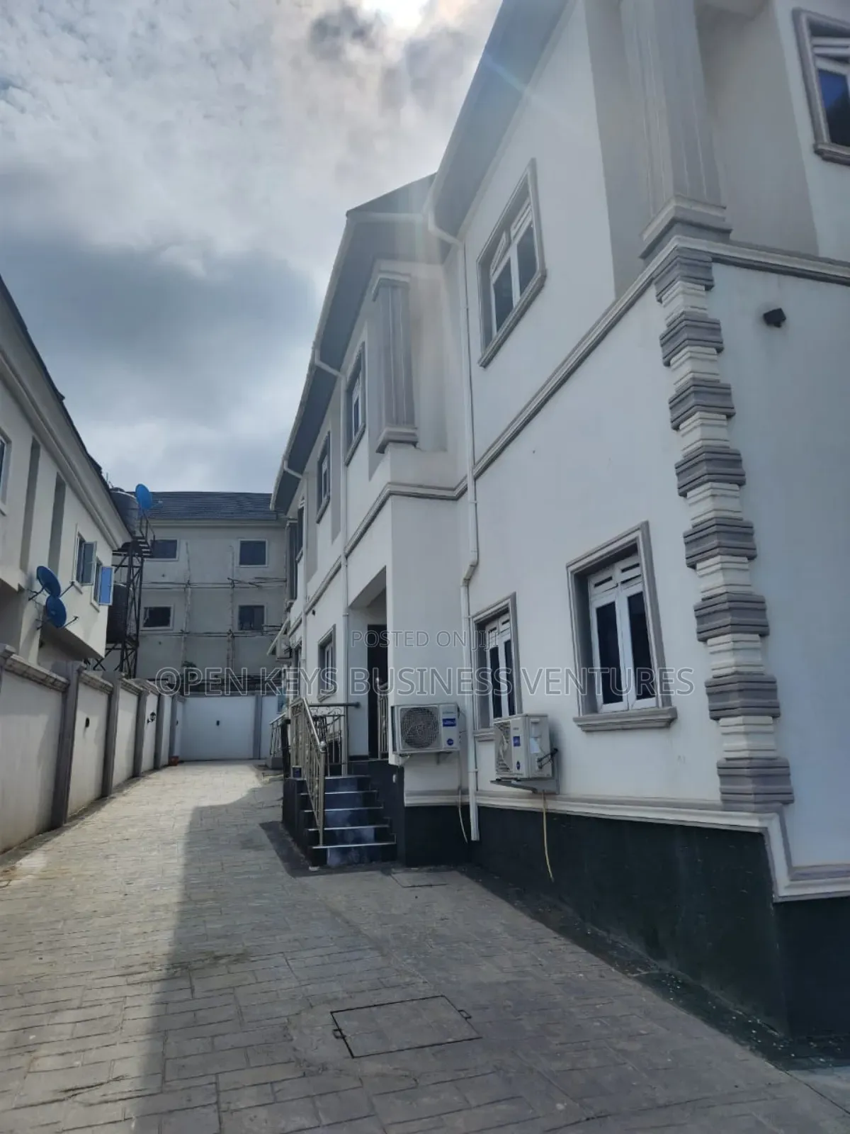 Furnished 5bdrm Duplex in Omololu Olunloyo Gra, Rind Road for sale in Rind Road