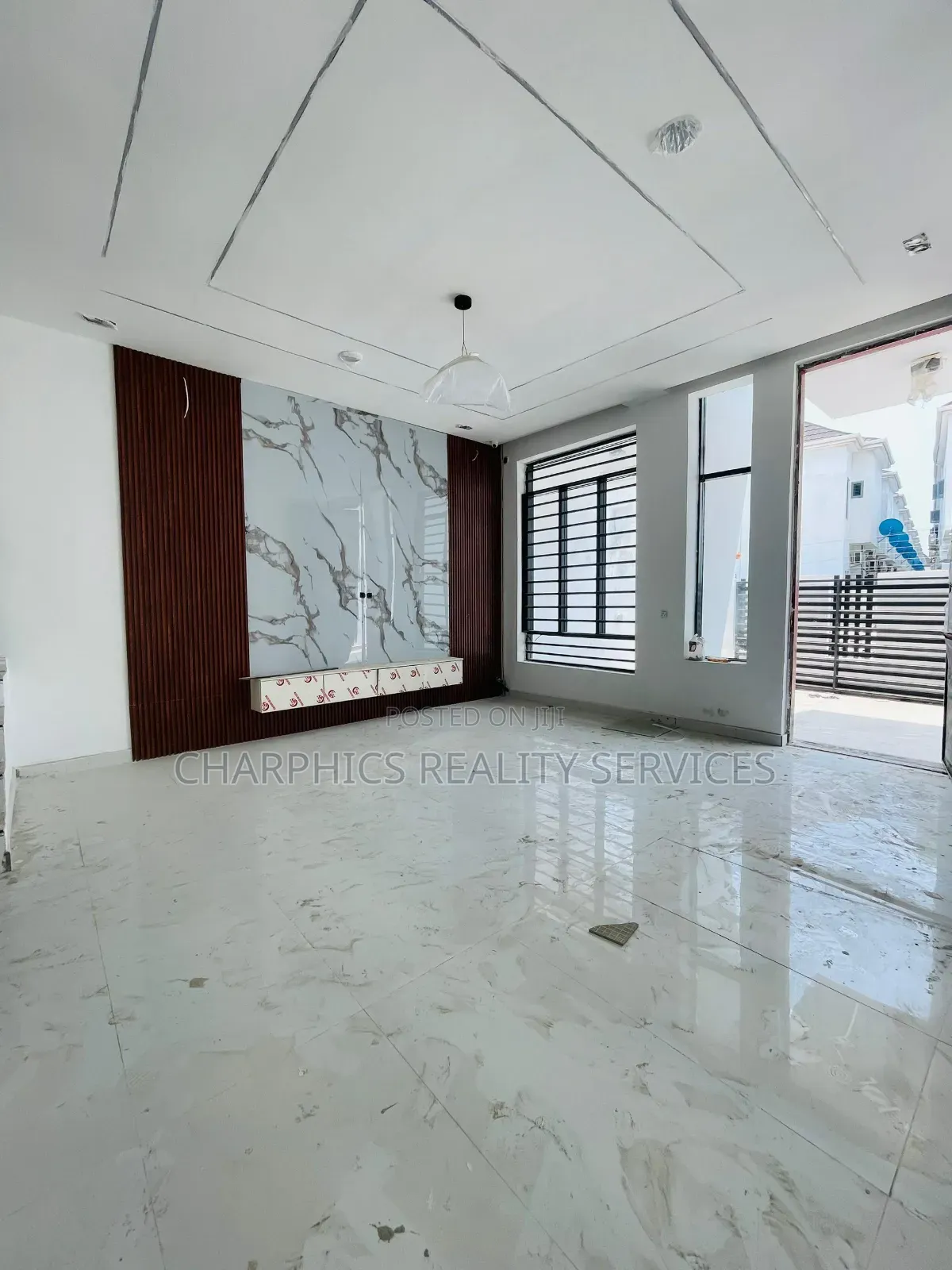 3bdrm Duplex in Lekki Phase 2 for sale in Lekki Phase 2