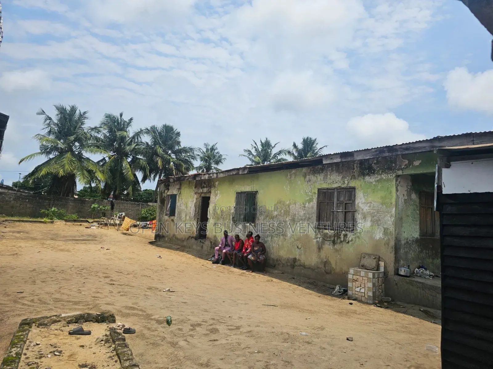 662sqm With Demolishable Buildings of Land in Ilogbo Eremi