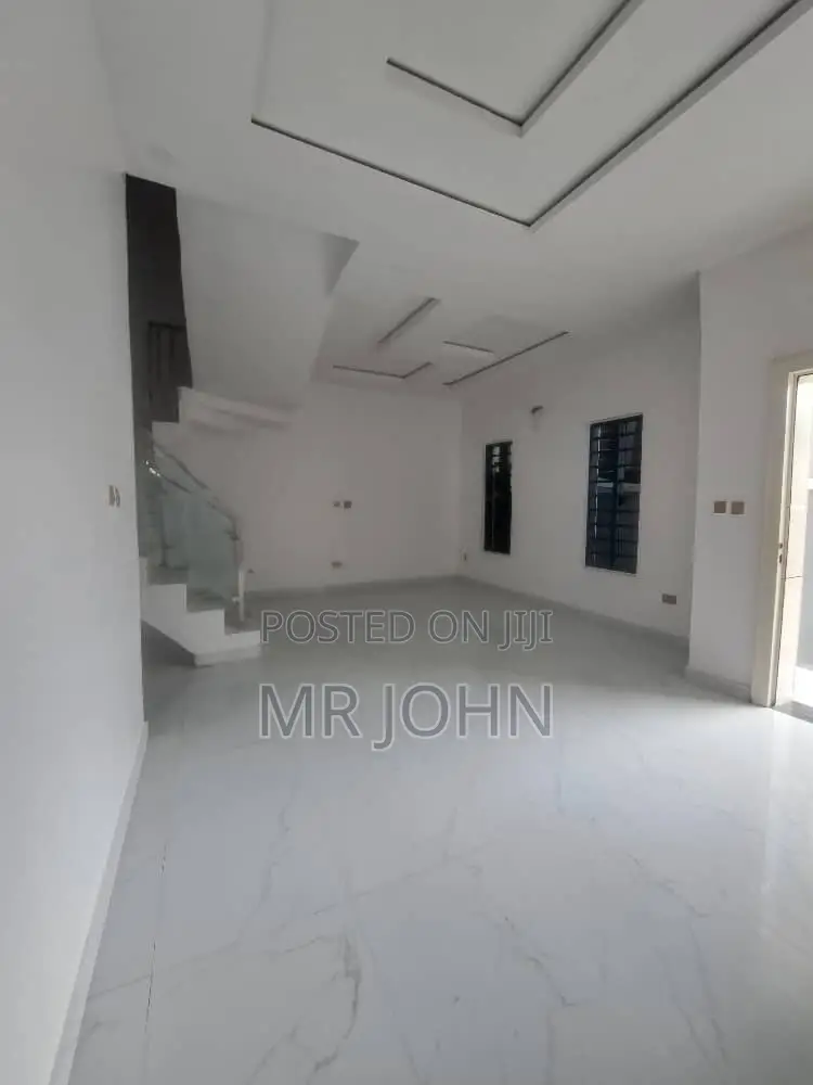 4bdrm House in Besides Blenco, Sangotedo for rent in Sangotedo
