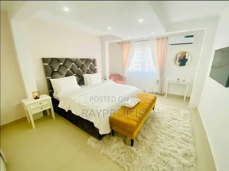 113984re - 3 Bedroom Shortlet in Victoria Island in Sanusi Fafunwa