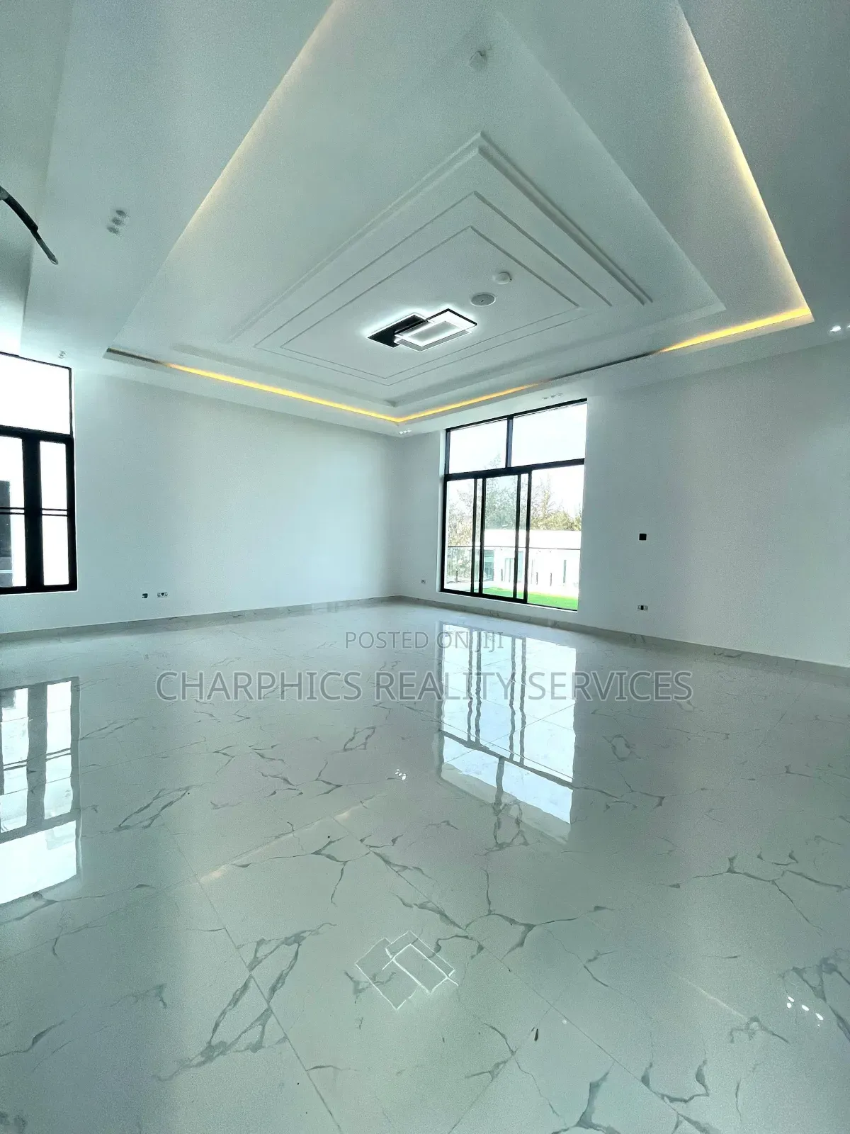 5bdrm Duplex in Lekki for sale in Lekki