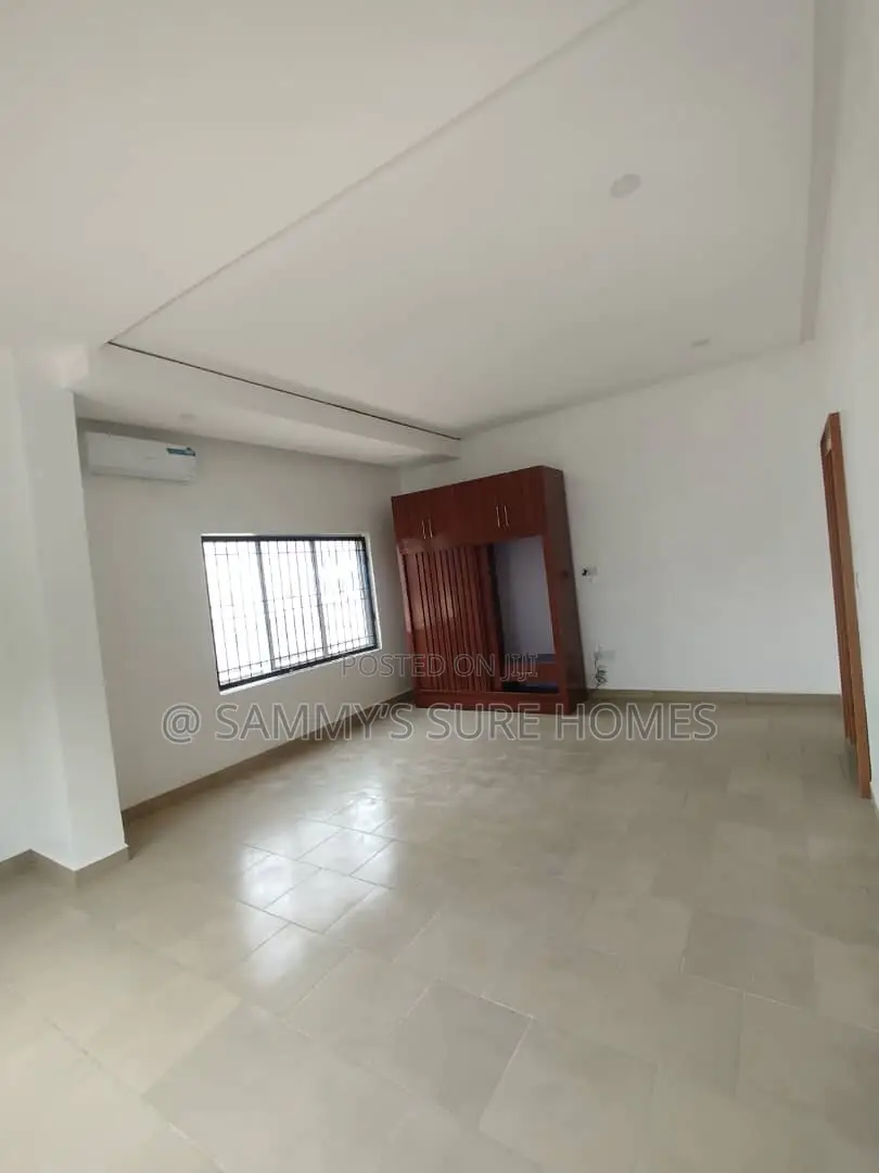 3bdrm Block of Flats in Jahi Gilmore for rent in Jahi