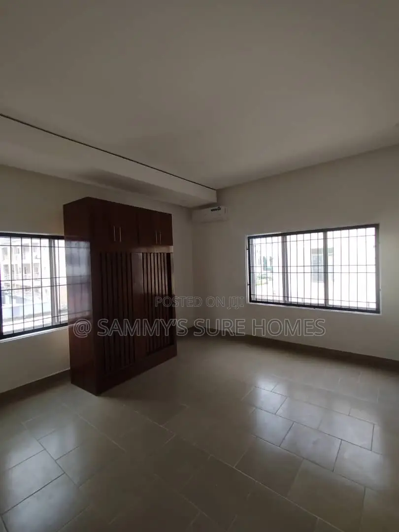3bdrm Block of Flats in Jahi Gilmore for rent in Jahi