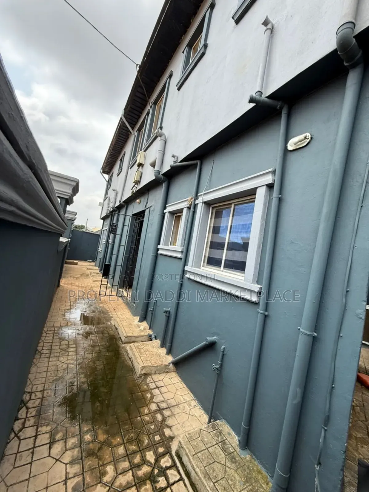 8bdrm Block of Flats in Abiola Farms Estate, Ayobo for sale in Ayobo
