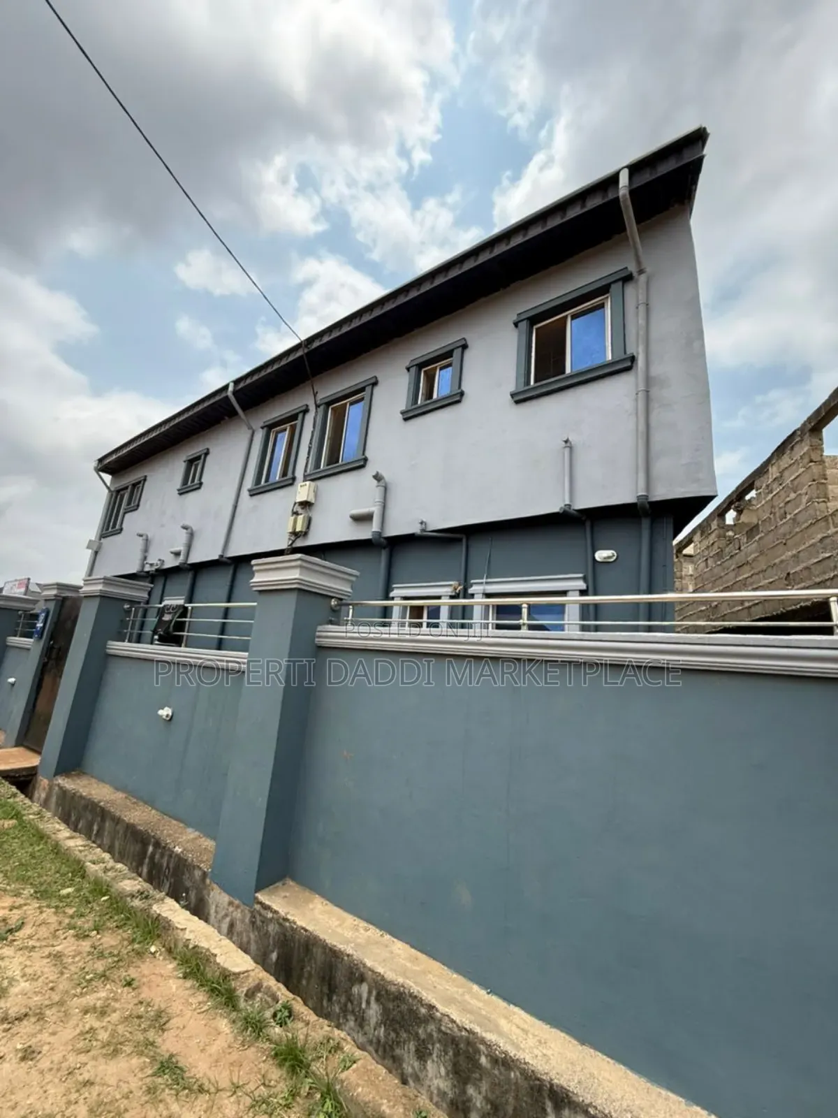 8bdrm Block of Flats in Abiola Farms Estate, Ayobo for sale in Ayobo