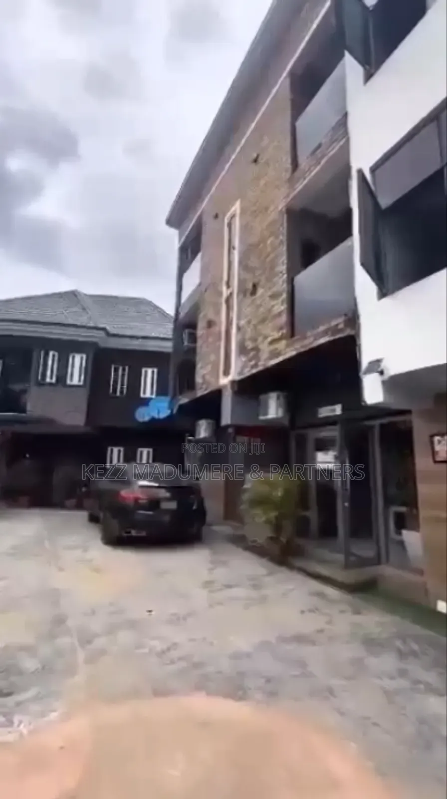 For Sale : 20 Rooms Hotel at by Aker Rd, Iwofe, Ph in Port-Harcourt