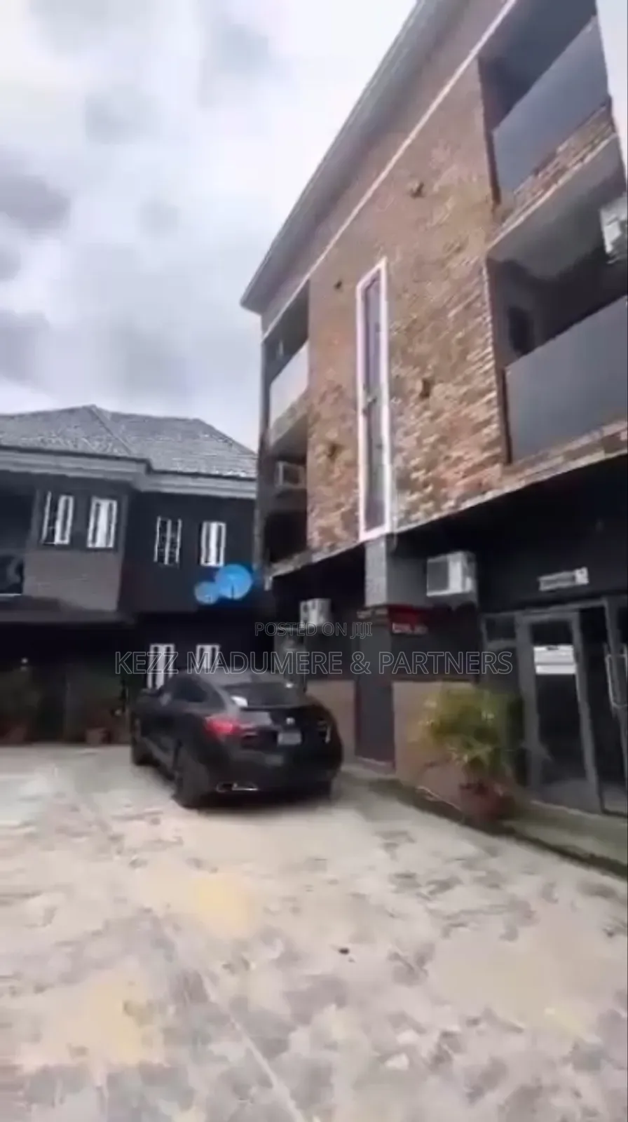 For Sale : 20 Rooms Hotel at by Aker Rd, Iwofe, Ph in Port-Harcourt