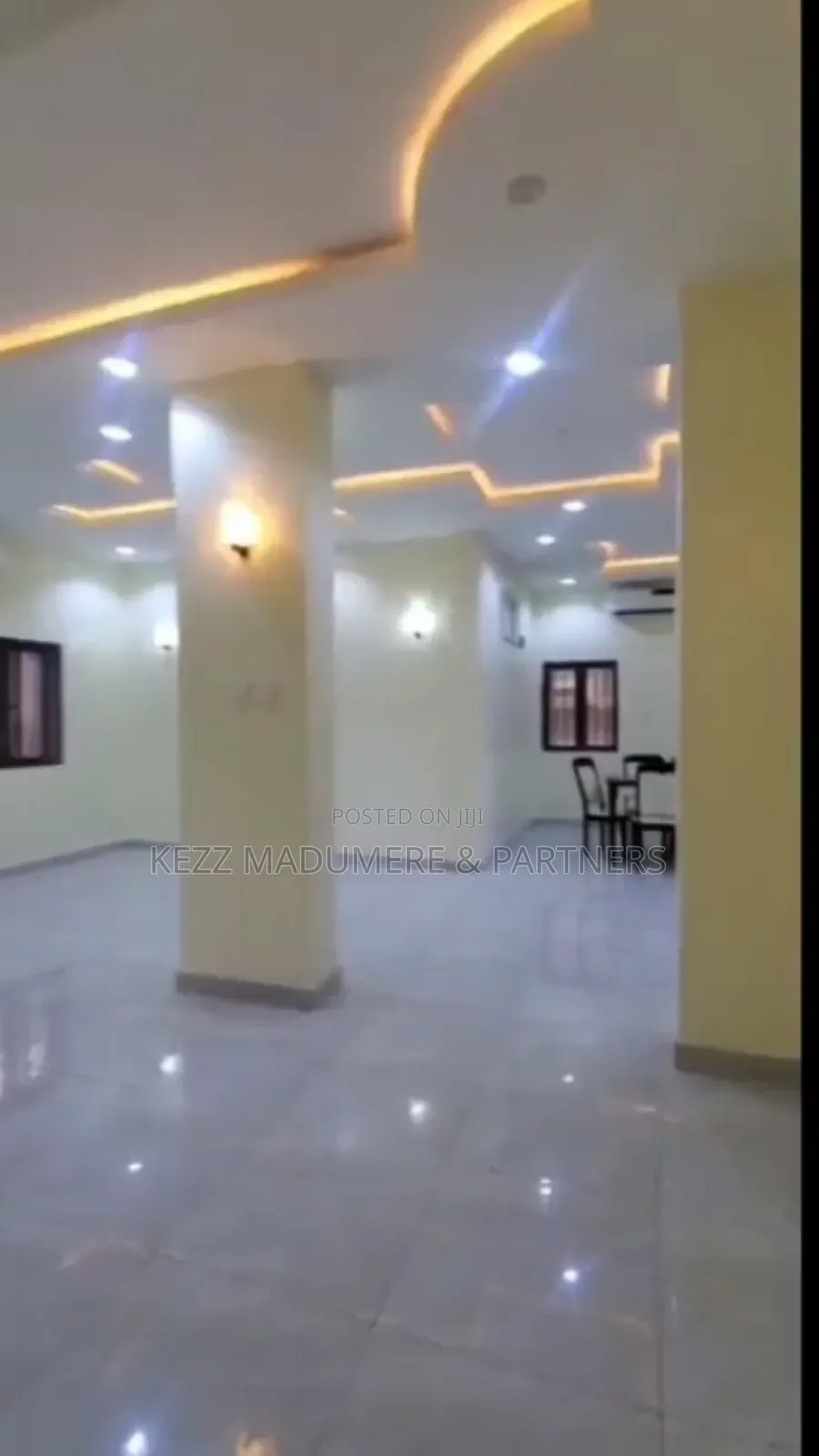 To Let: Massive Ground Floor Showroom in Port-Harcourt