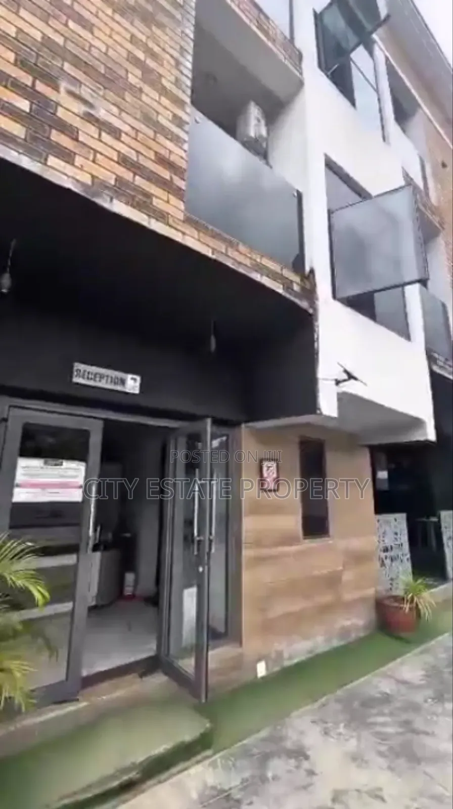 20 Rooms Hotel for Sale in Portharcourt in Port-Harcourt