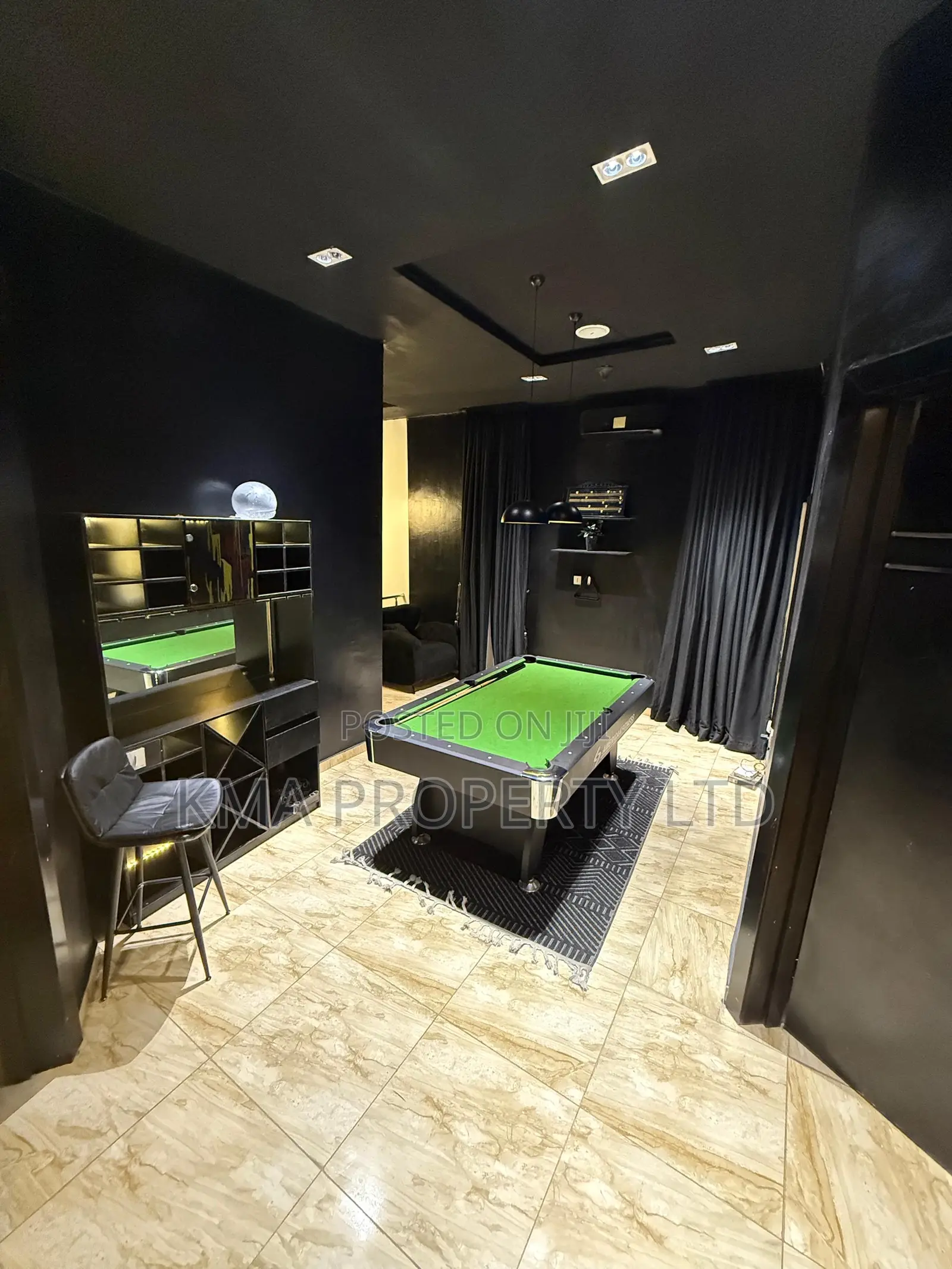 Luxurious 4 Bedroom Duplex With Snooker and Pool in Ikota