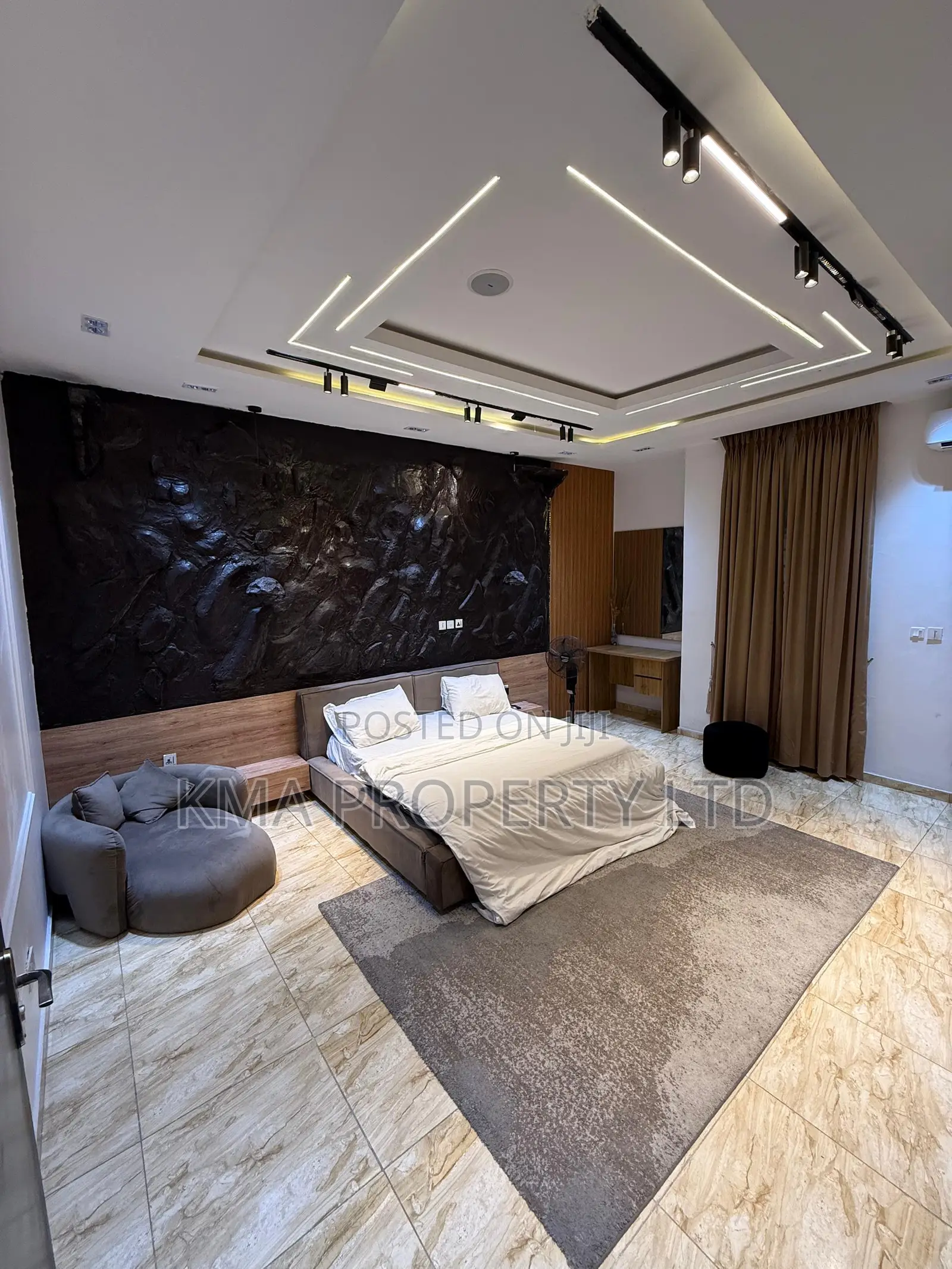 Luxurious 4 Bedroom Duplex With Snooker and Pool in Ikota