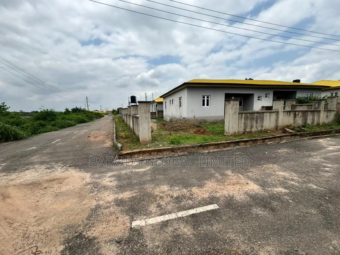 3bdrm Bungalow in Praise Court Estate,, Abeokuta South for sale in Abeokuta South