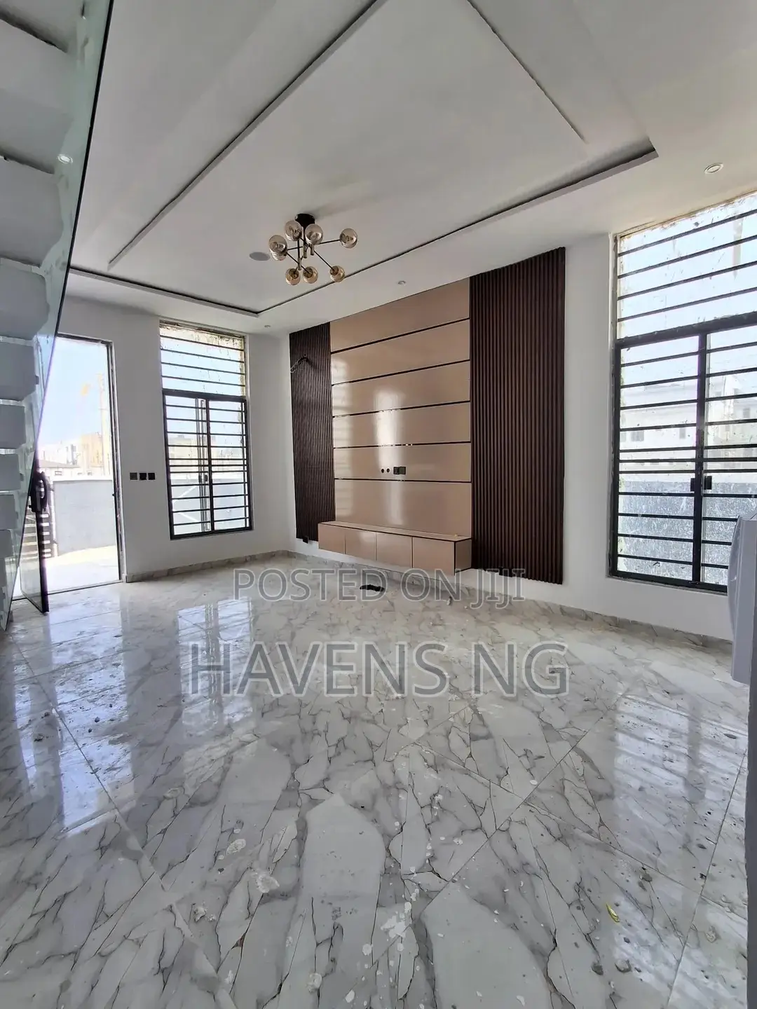 4bdrm Duplex in Ikota for sale in Ikota