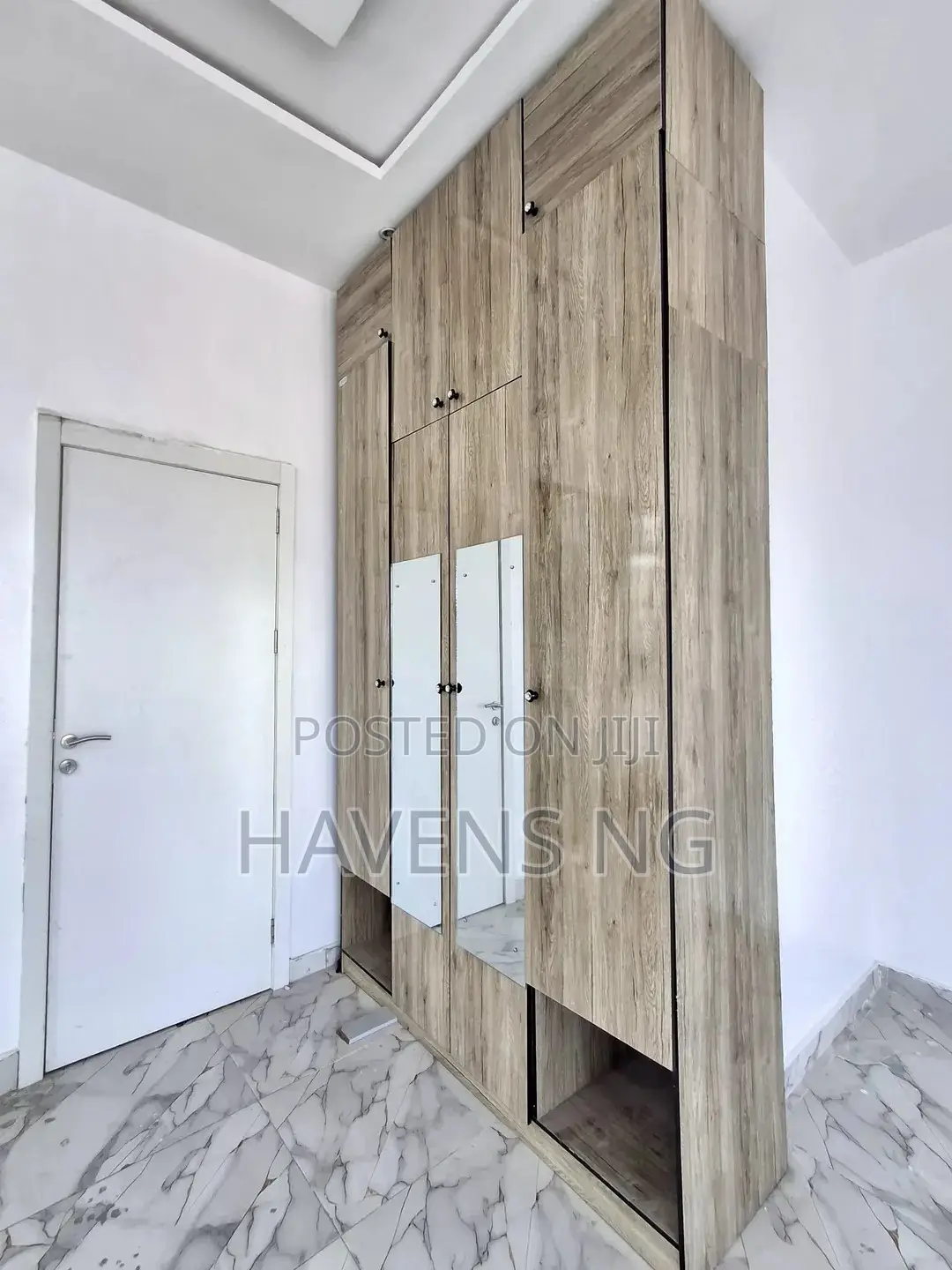 4bdrm Duplex in Ikota for sale in Ikota