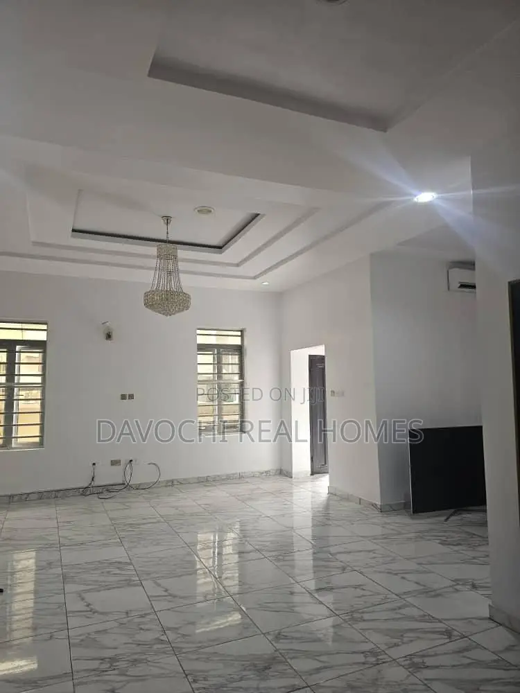 4bdrm Duplex in Ikate for rent in Ikate