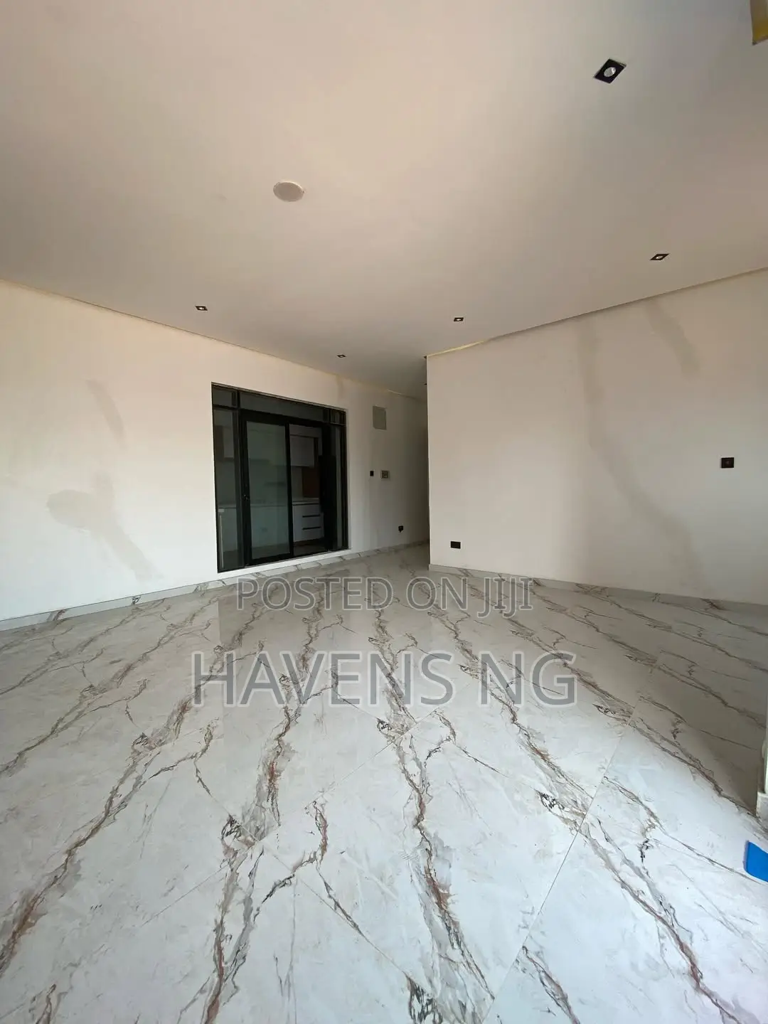 2bdrm Apartment in Ikate for sale in Ikate
