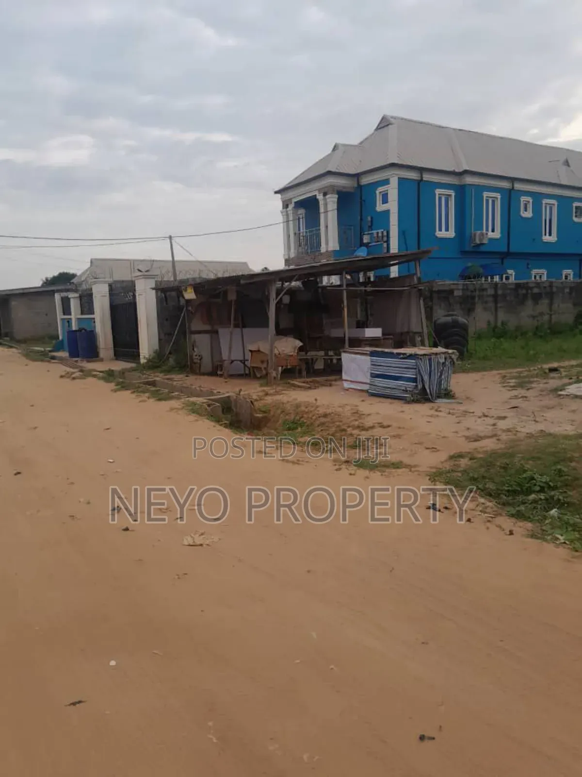 Family Deed Yaris Bis in Igbogbo