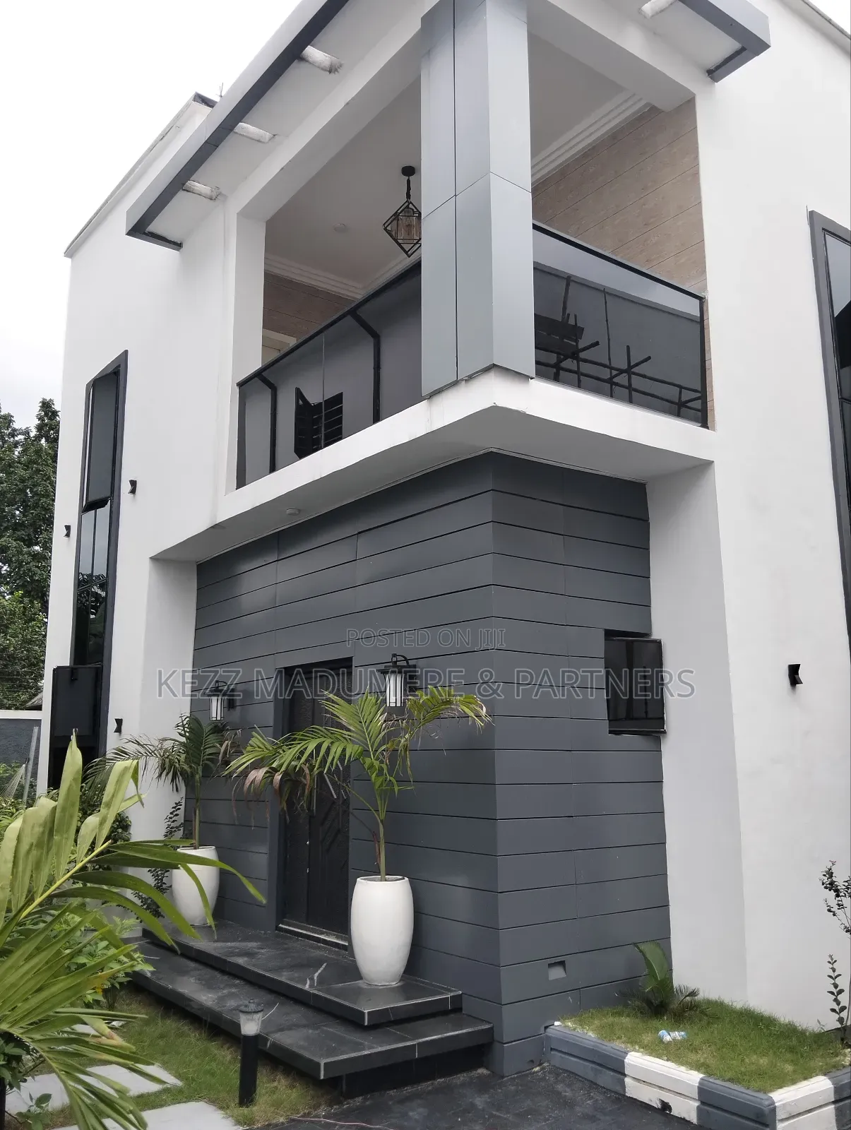 4bdrm Duplex in Shell Cooperative for sale in Port-Harcourt