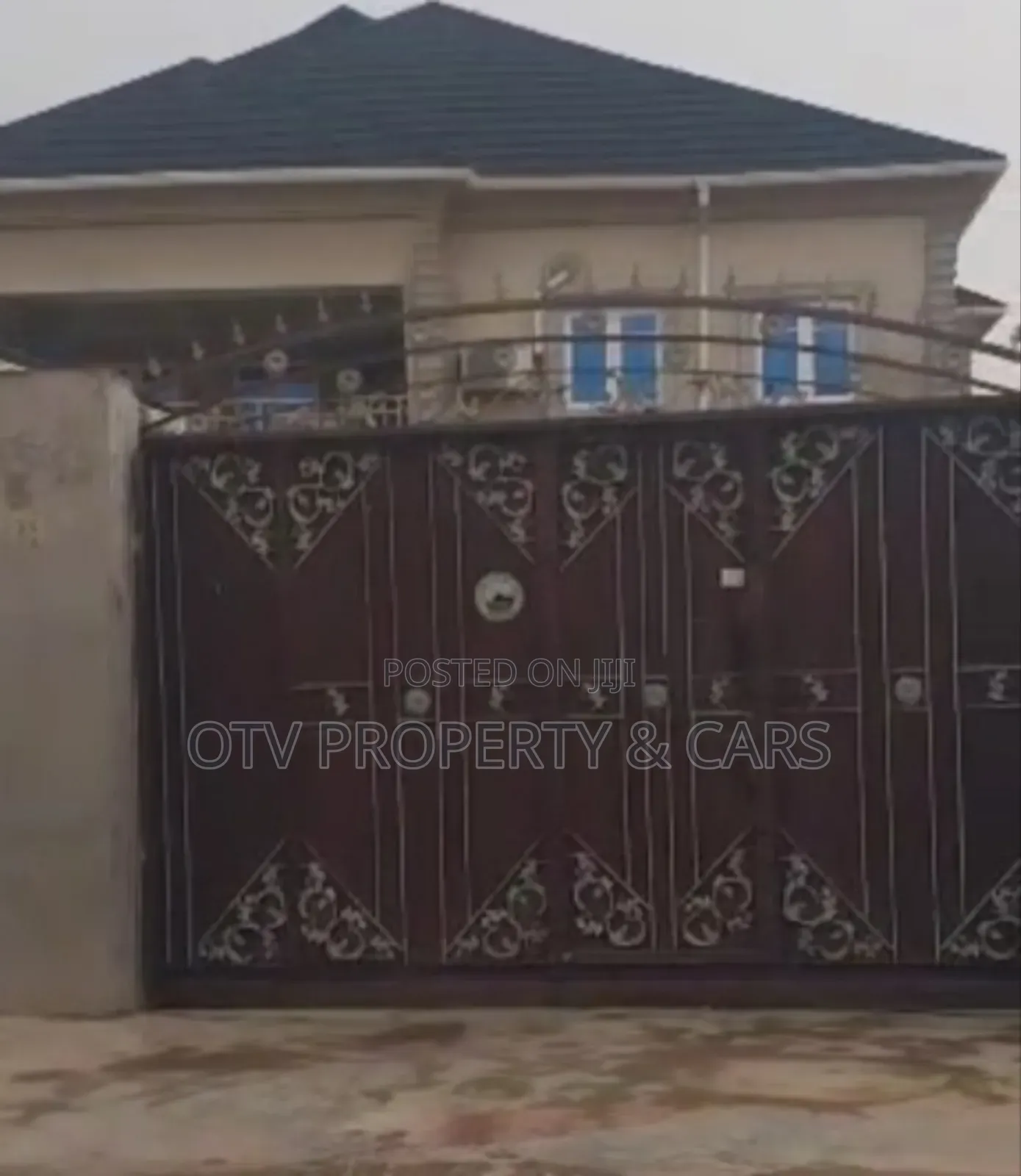 Furnished 9bdrm Mansion in Alimosho for sale in Alimosho