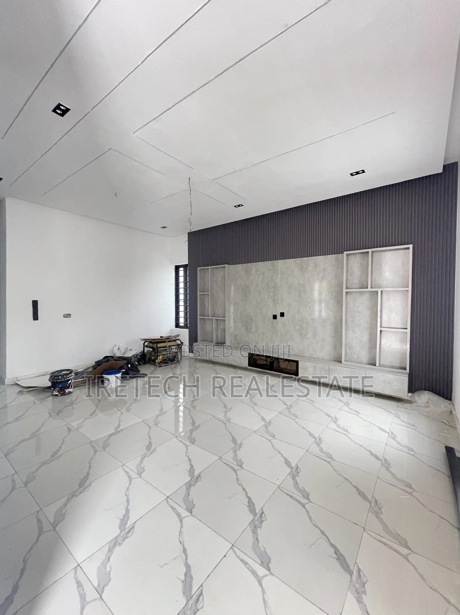5bdrm Duplex in Ajah In A Gated for sale in Ajah