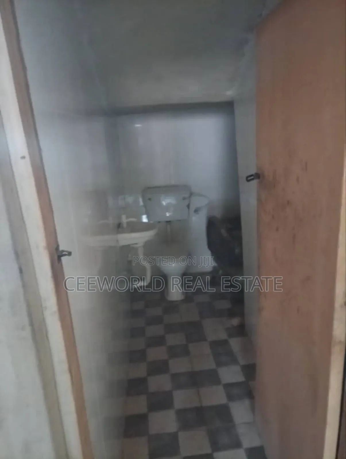 A Mini Warehouse Selfcompound Available for Lease in Rind Road