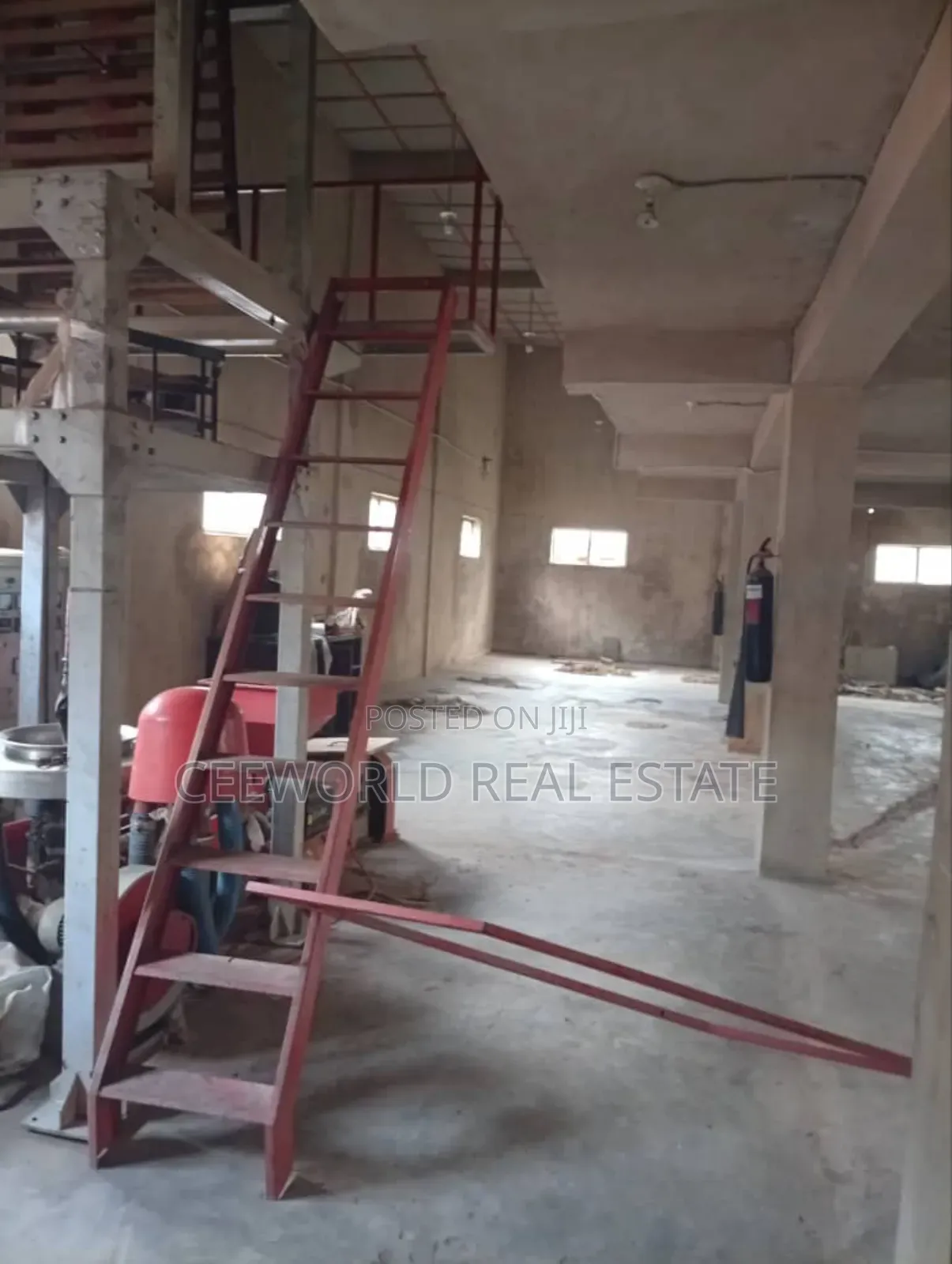 A Mini Warehouse Selfcompound Available for Lease in Rind Road
