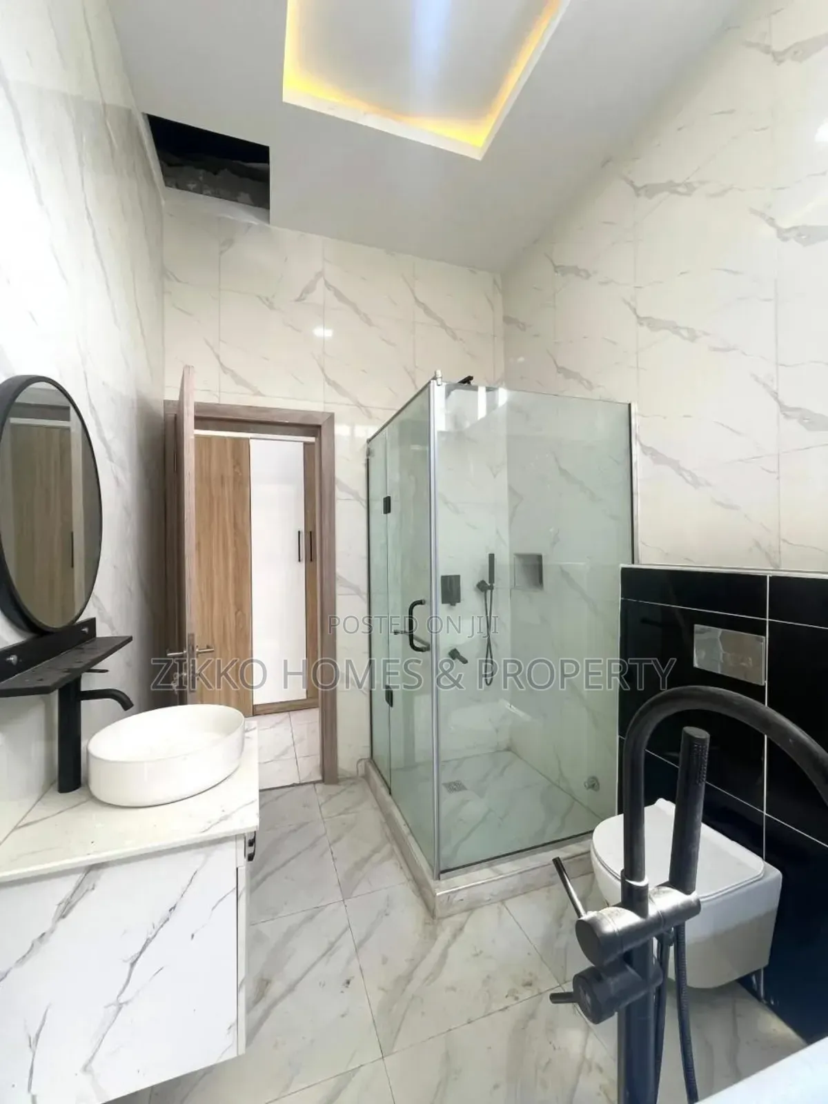 4bdrm Duplex in Harris Drive, VGC / Ajah for sale in VGC / Ajah