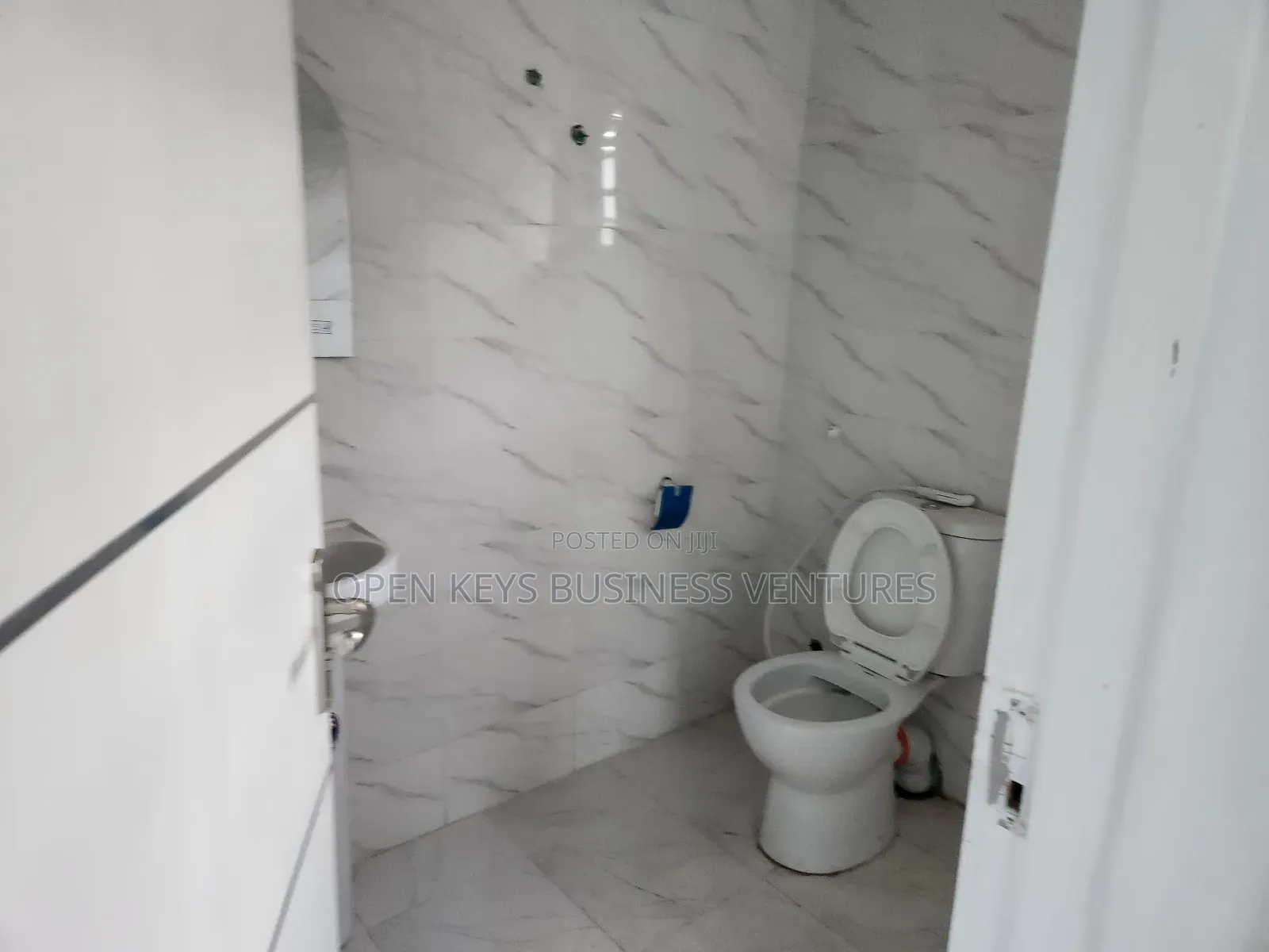 Furnished 4bdrm Bungalow in Legalu, CHallenge / Ibadan for sale in CHallenge / Ibadan