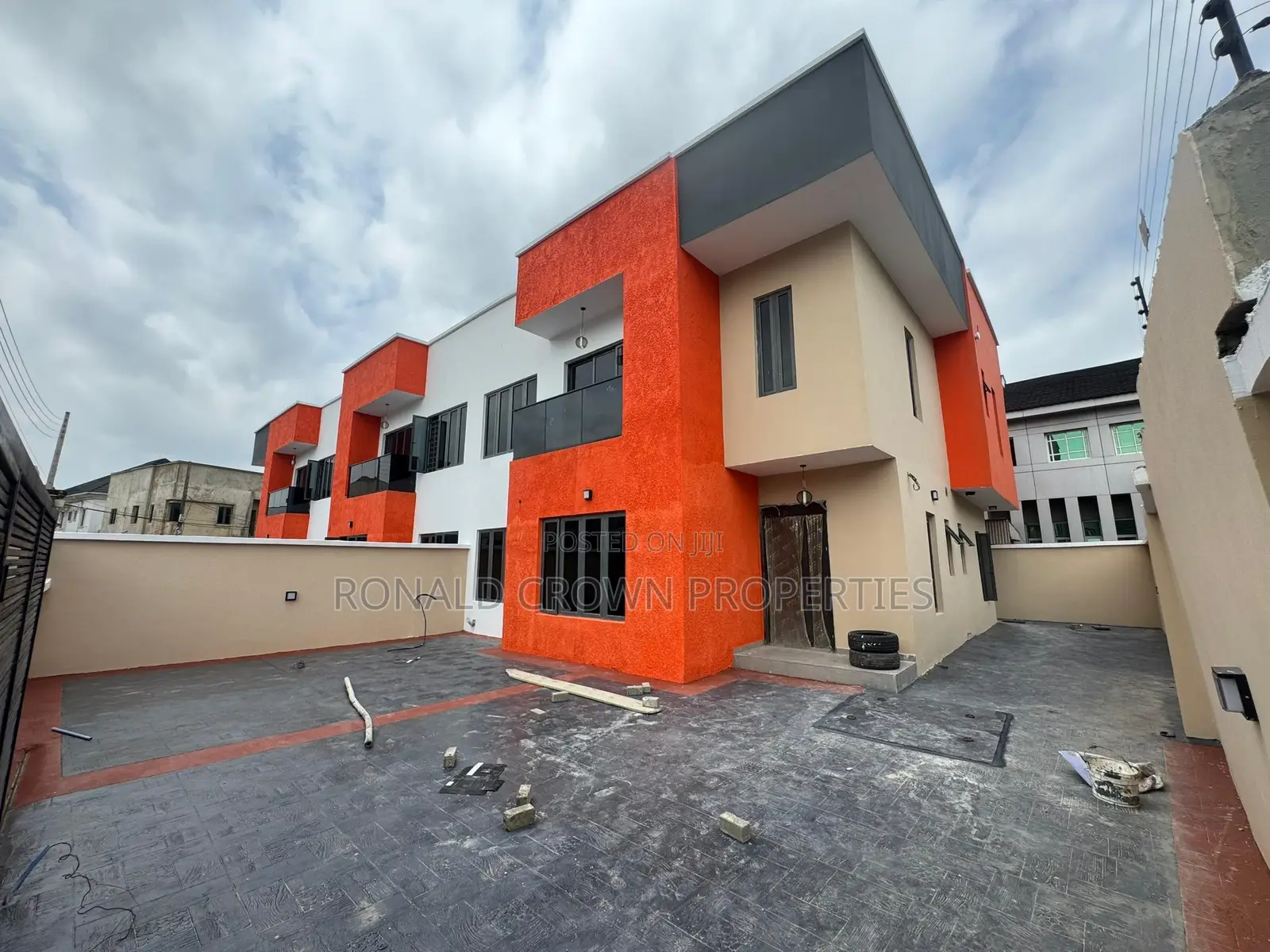 4bdrm Duplex in Gbagada for sale in Gbagada