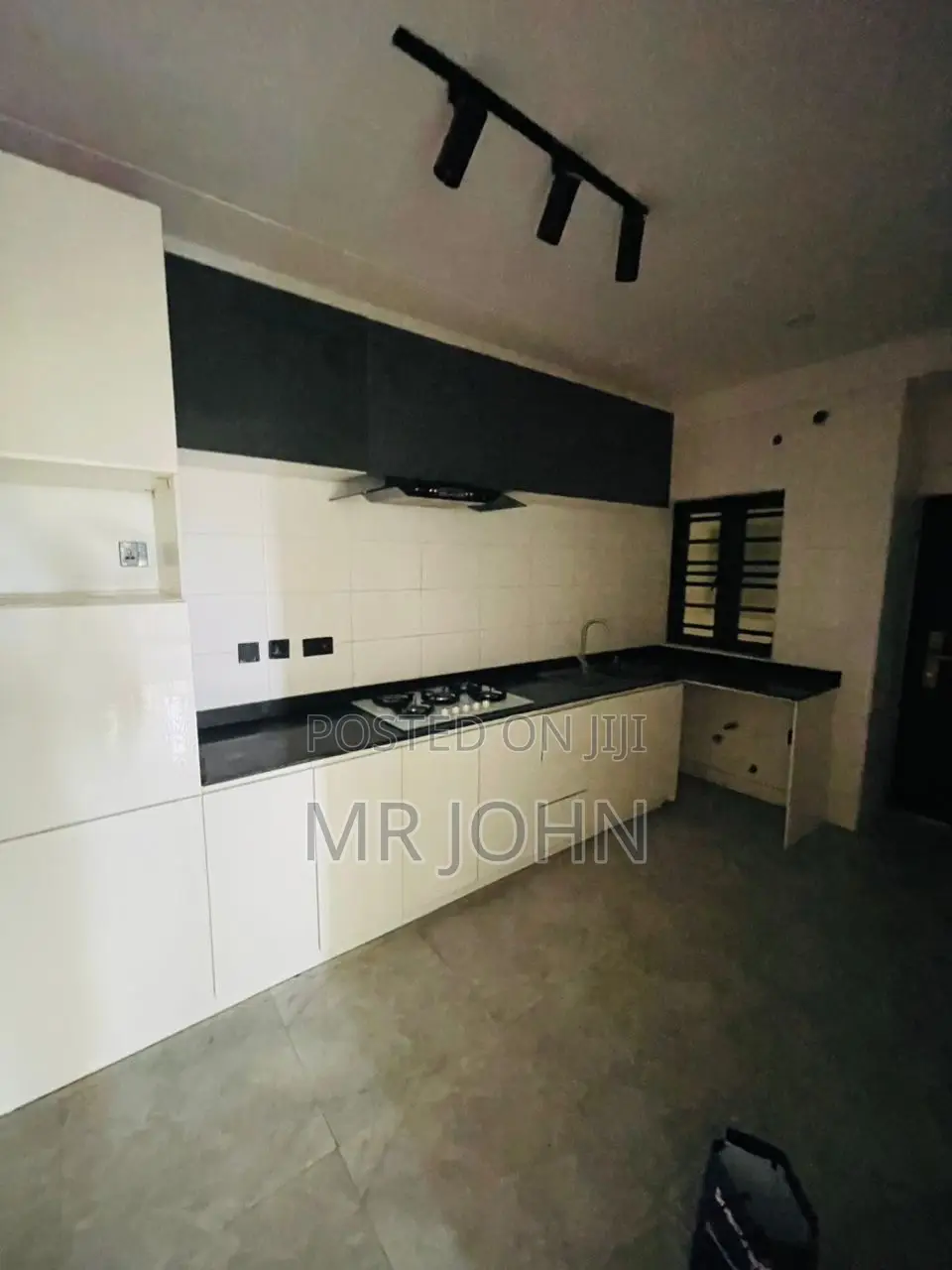 2bdrm Apartment in Ologolo, Lekki for rent in Lekki