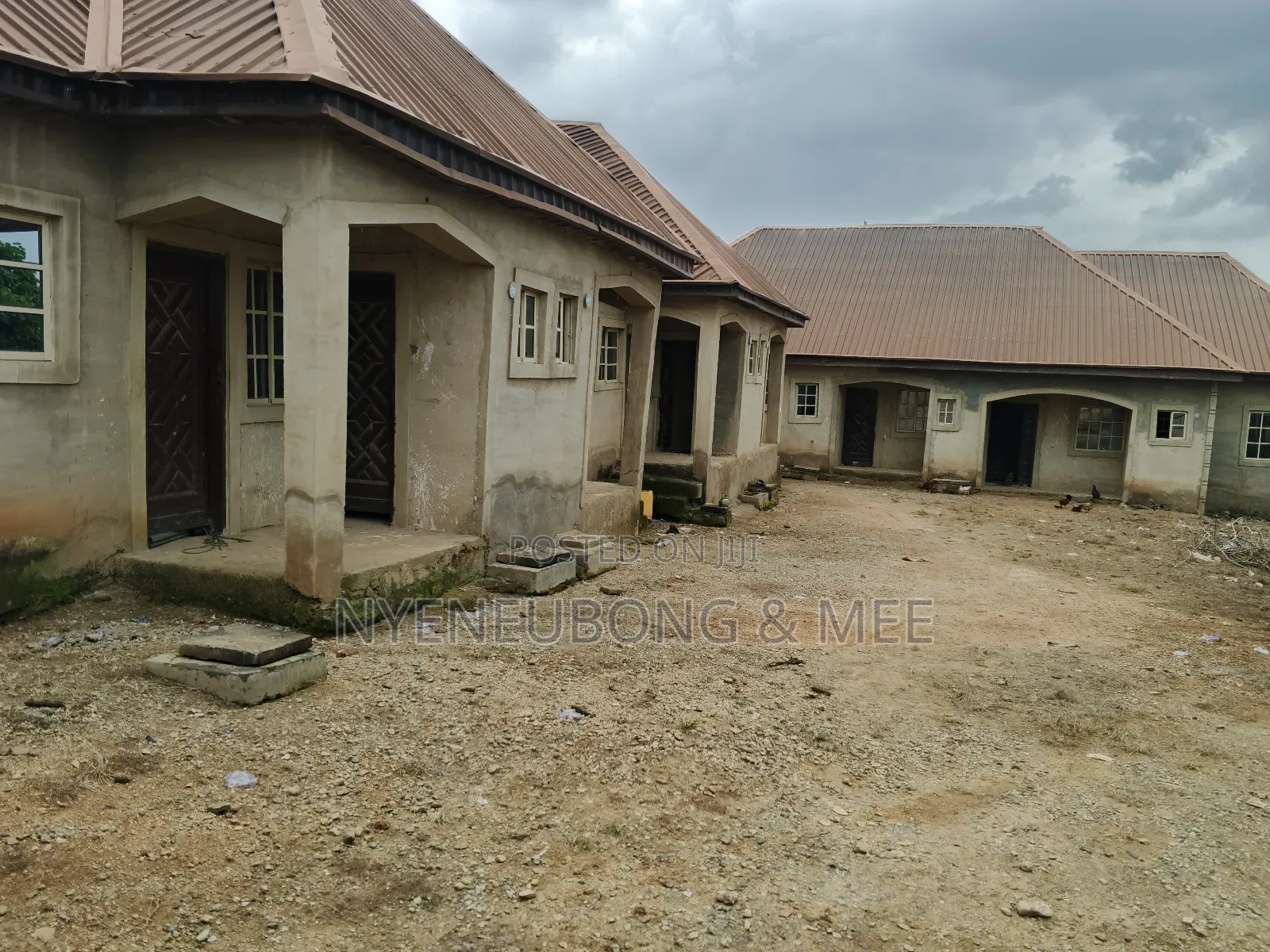 9bdrm Block of Flats in Karu for sale in Karu
