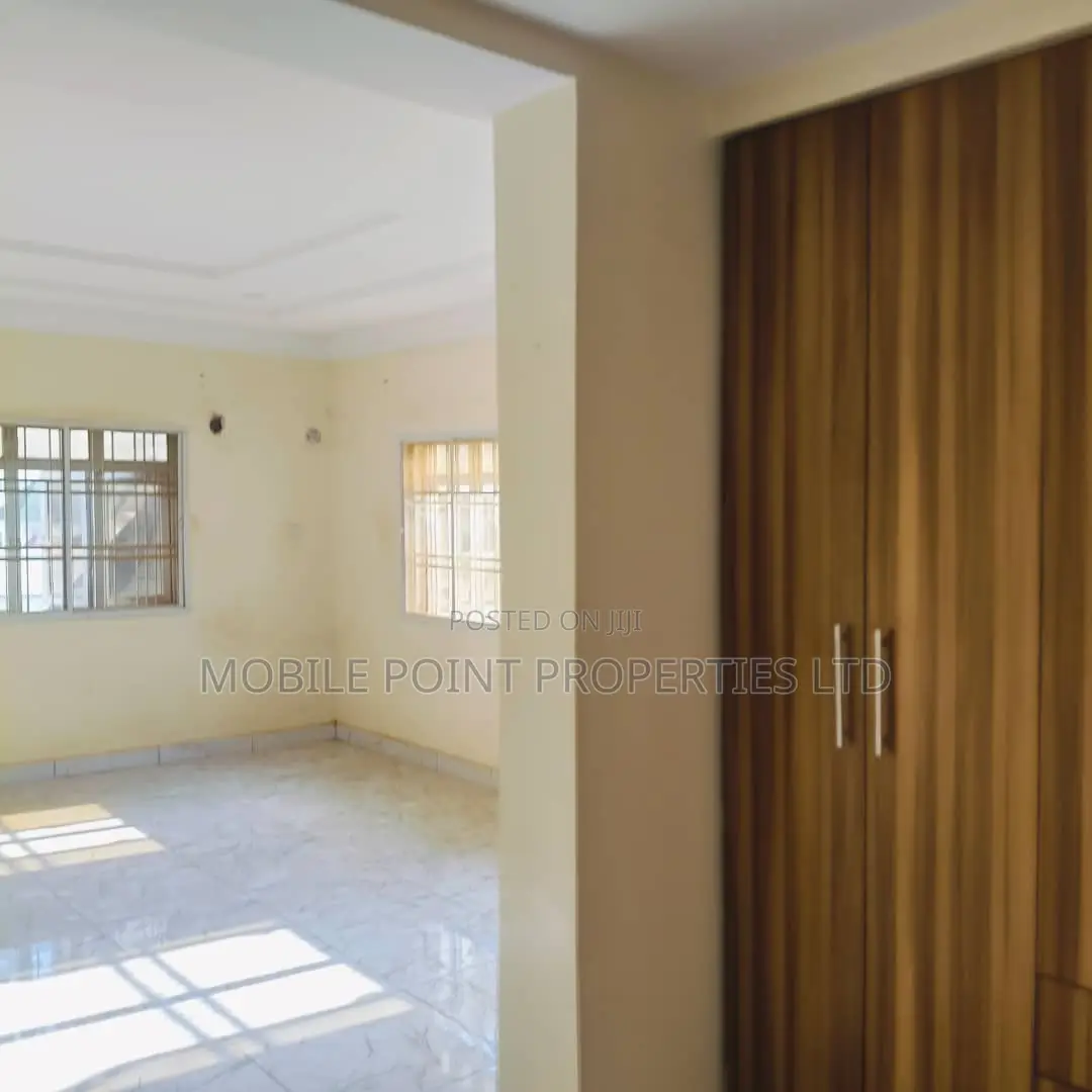4bdrm Duplex in Apo Resettlement for rent in Apo Resettlement