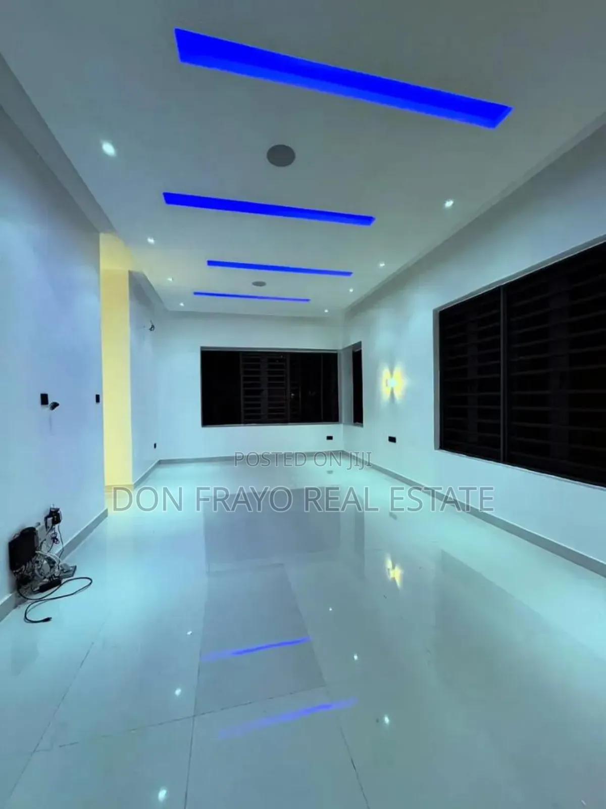 5bdrm Duplex in Fountain Springville, Sangotedo for sale in Sangotedo