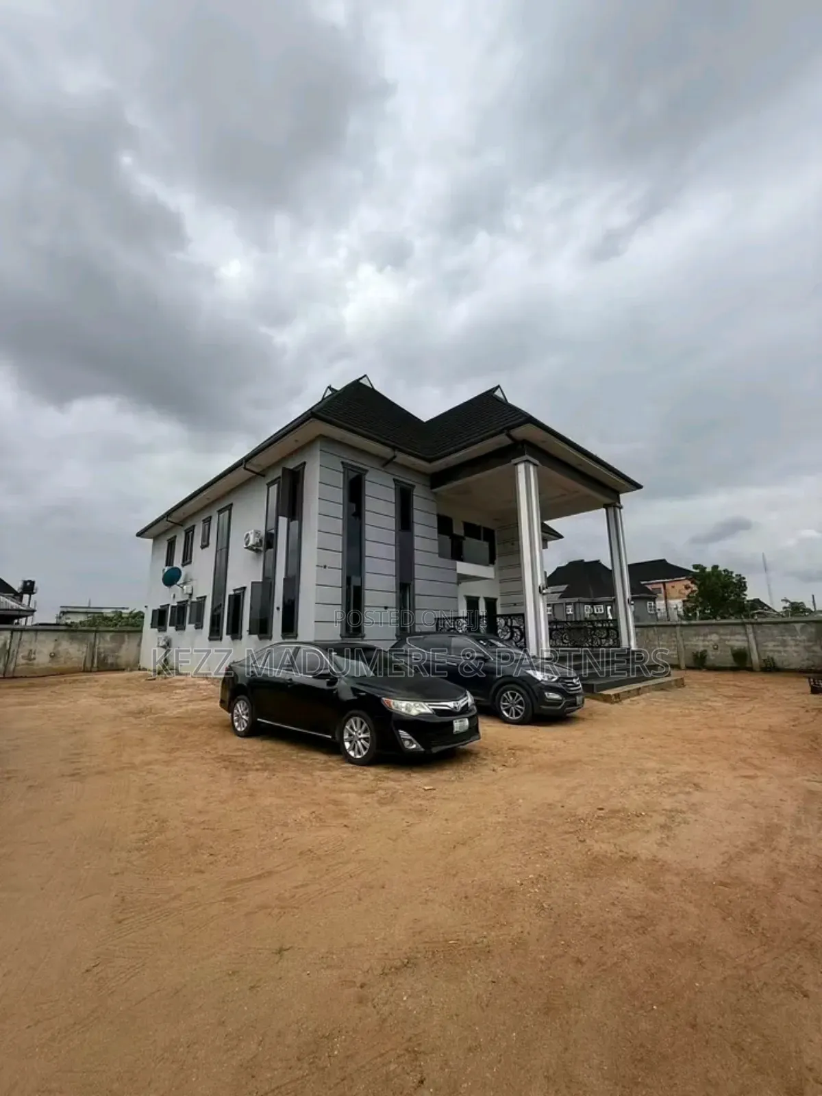 8bdrm Duplex in Gated Est, for sale in Port-Harcourt