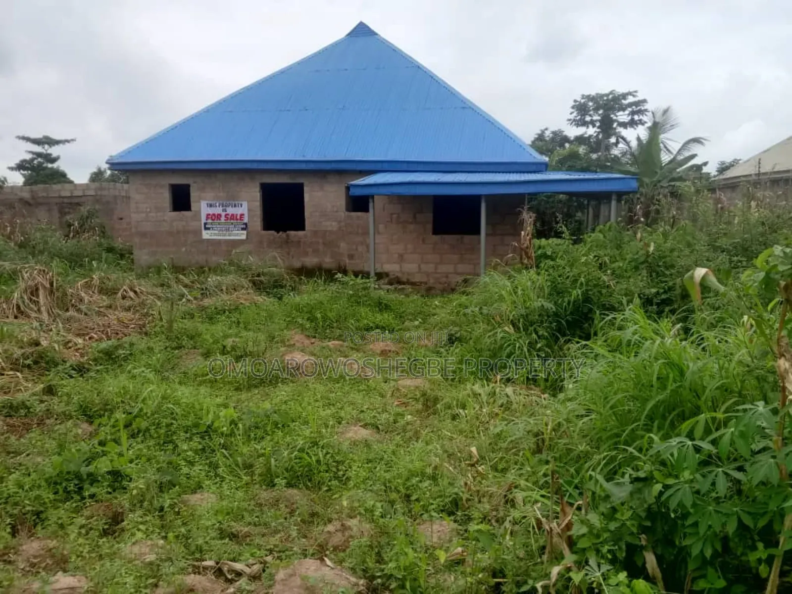 3bdrm Bungalow in Bamidele Estate, Akure for sale in Akure