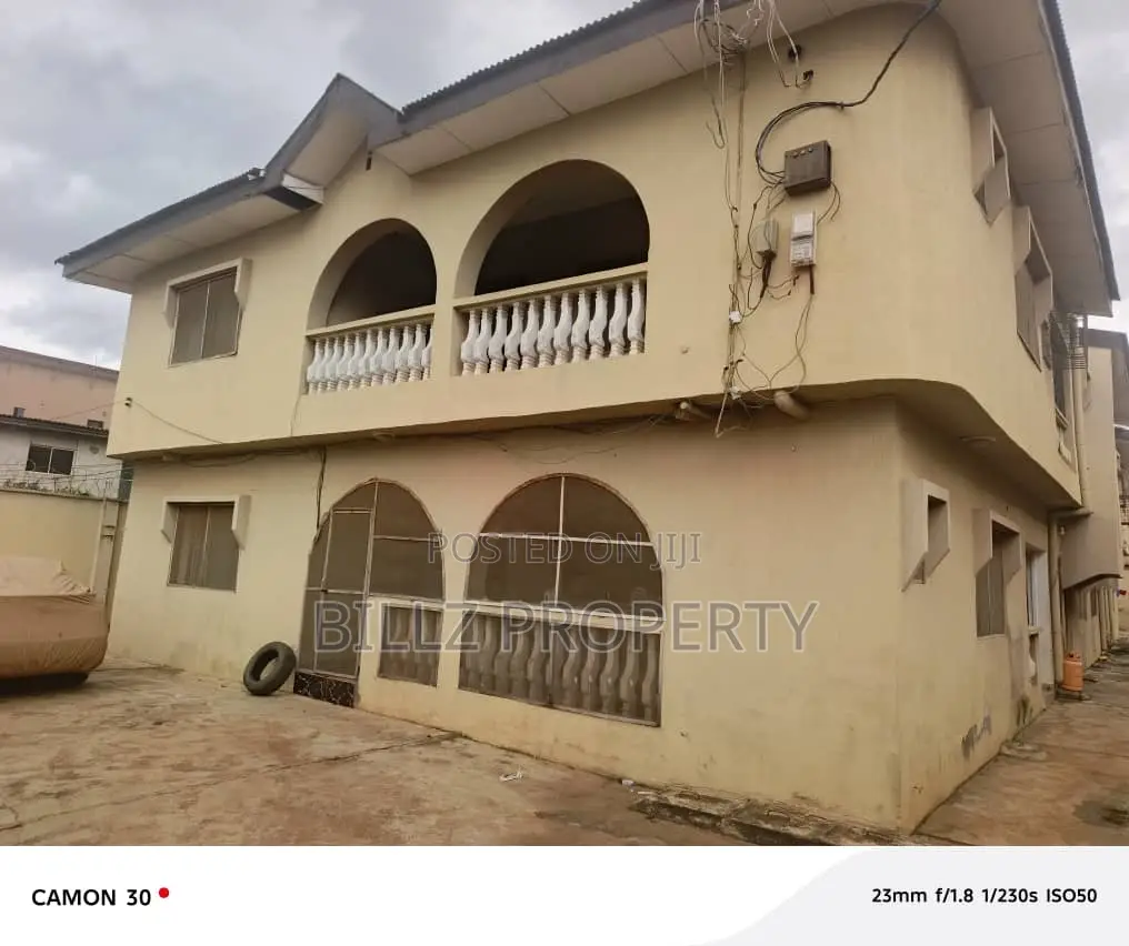 3bdrm Block of Flats in Oko Oba, Abule Egba for sale in Abule Egba