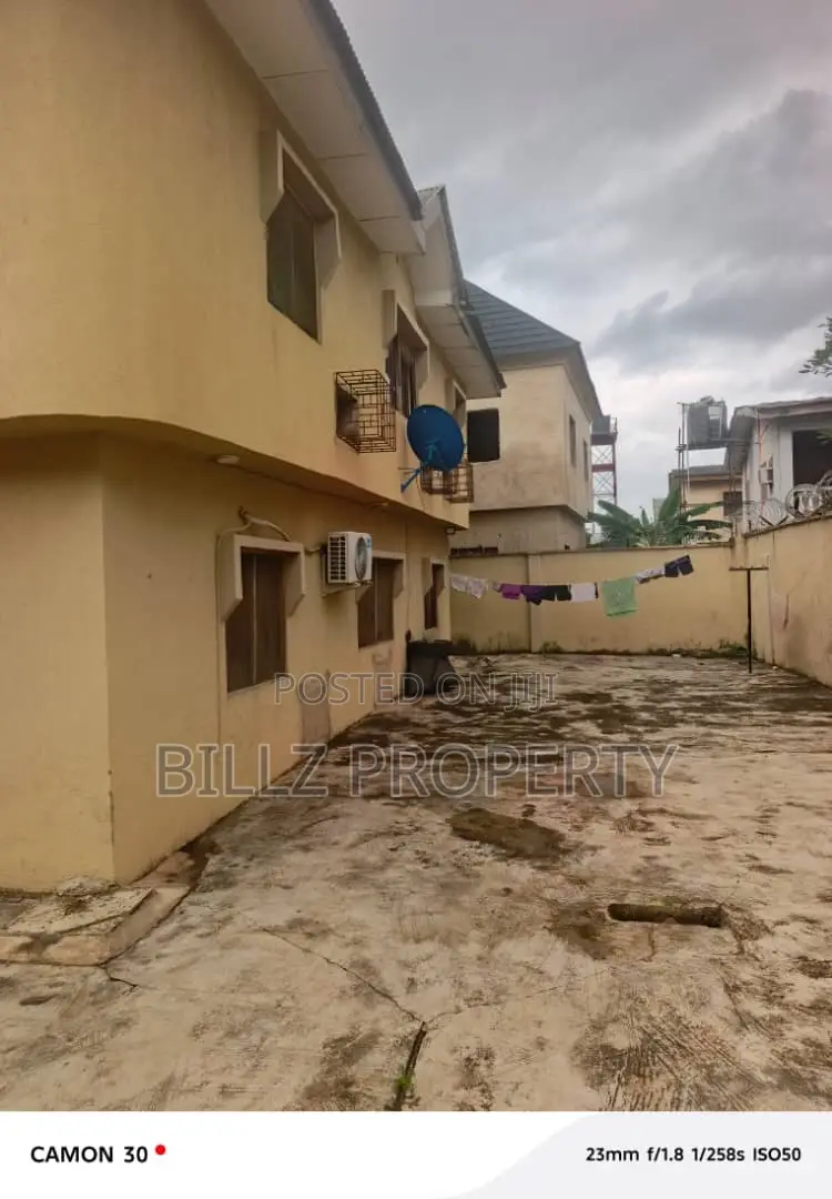 3bdrm Block of Flats in Oko Oba, Abule Egba for sale in Abule Egba