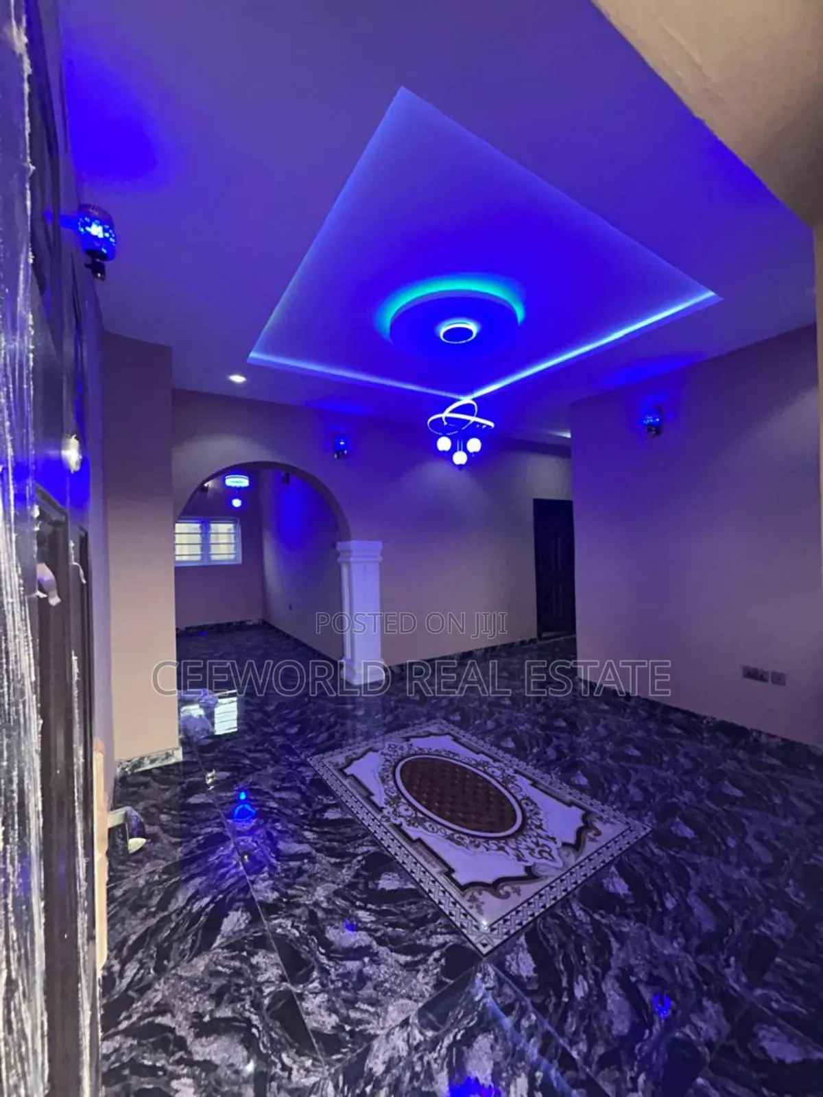 3bdrm Apartment in Dove Estate Elebu, Akala Express for rent in Akala Express