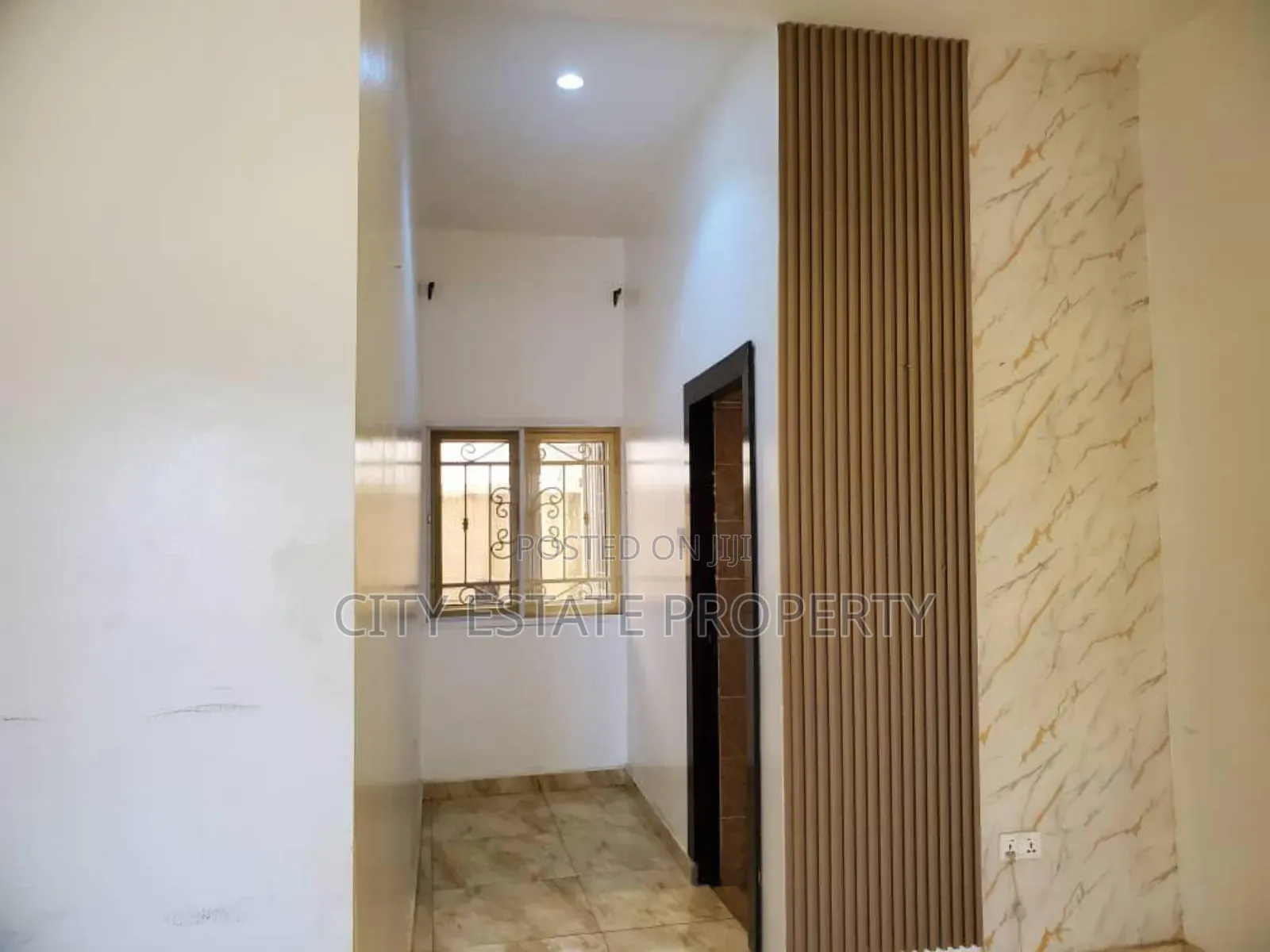 3bdrm Block of Flats in Nnpc Estate, Life Camp for rent in Life Camp