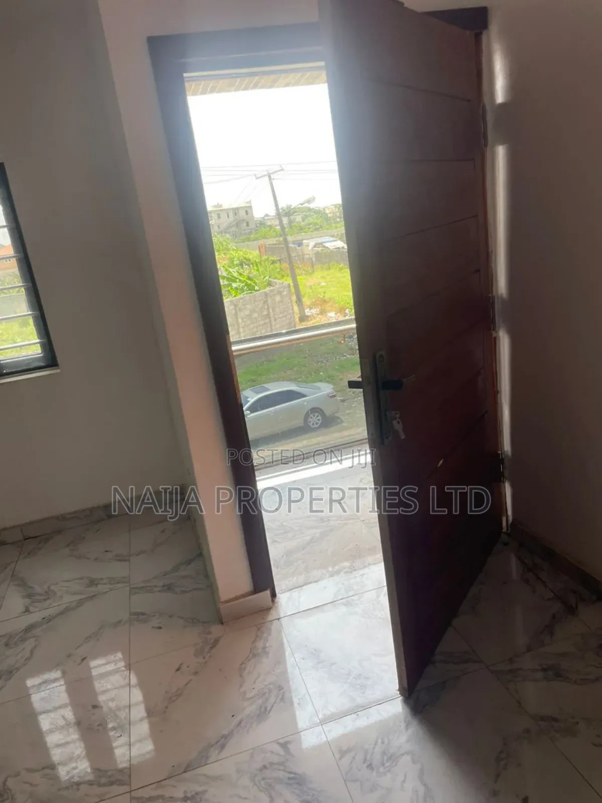 1bdrm Block of Flats in Lekki Scheme 2, Ajah for sale in Ajah