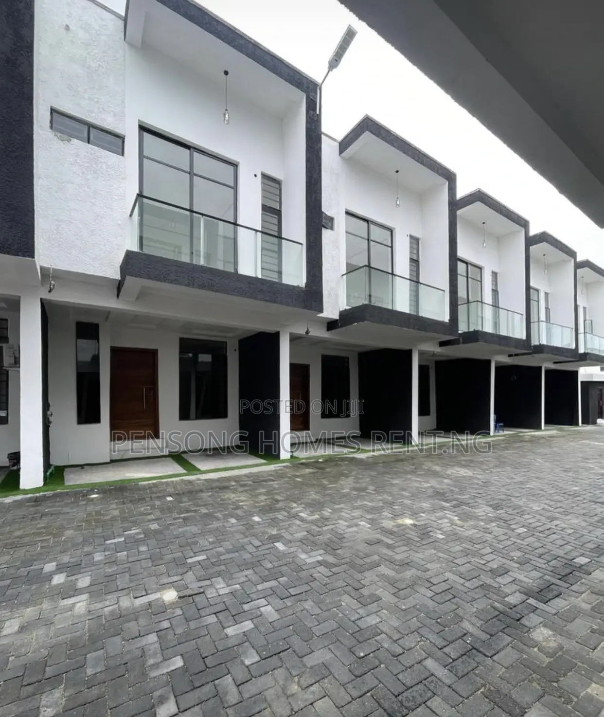 3bdrm Duplex in Ikota Lekki for rent in Ikota